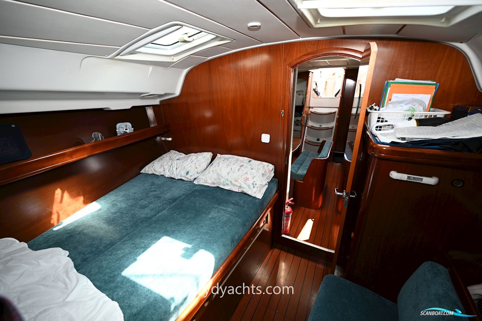 Beneteau Oceanis 411 Clipper Celebration