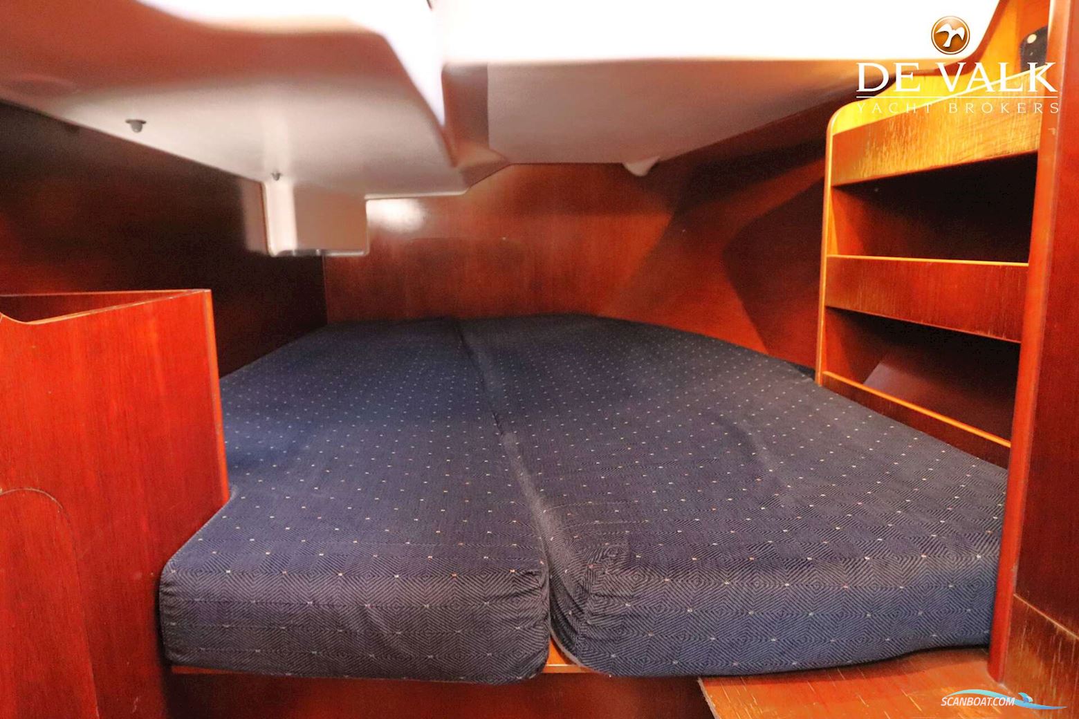 Beneteau Oceanis 411 Electric