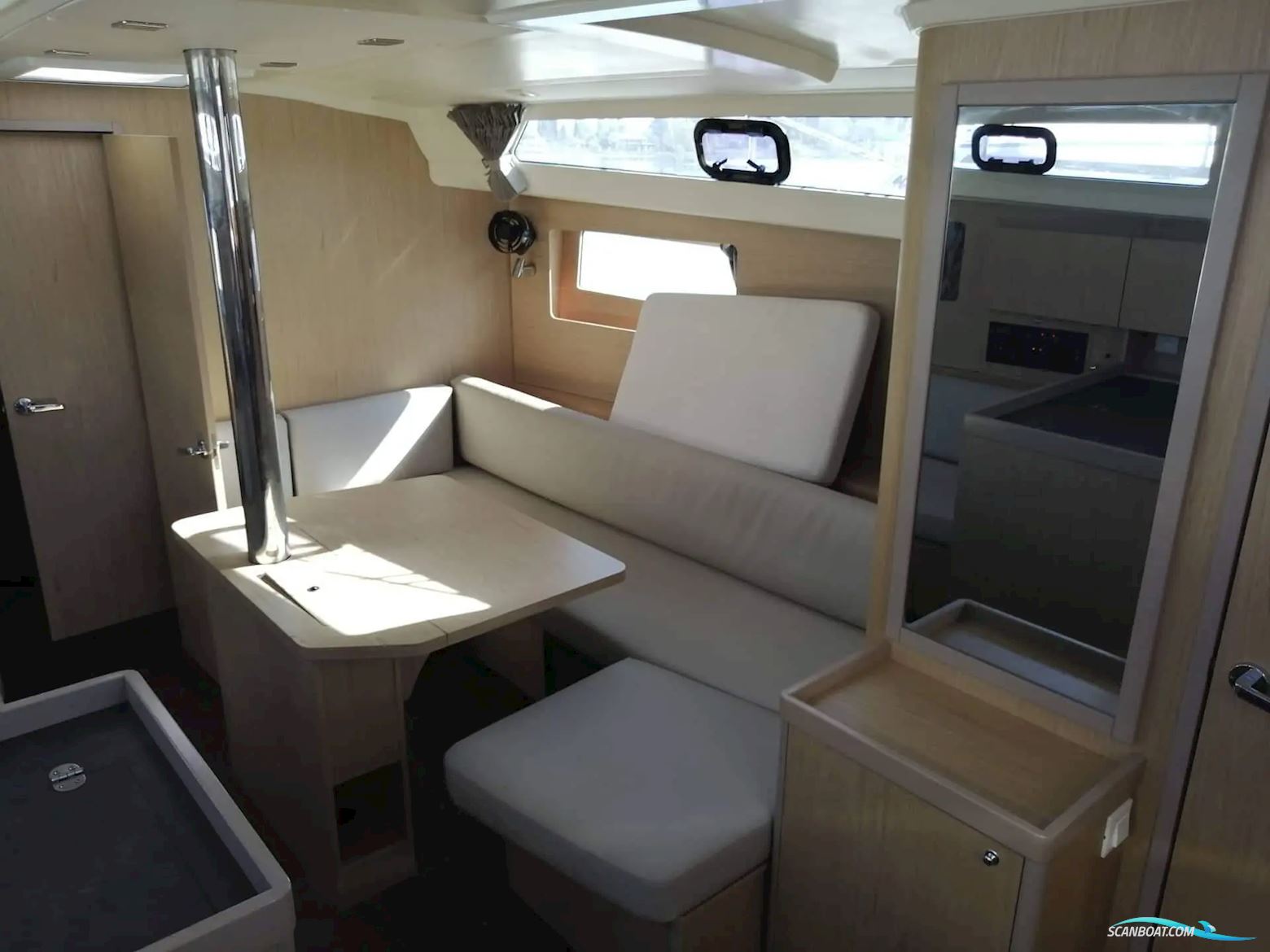 Beneteau Oceanis 41.1