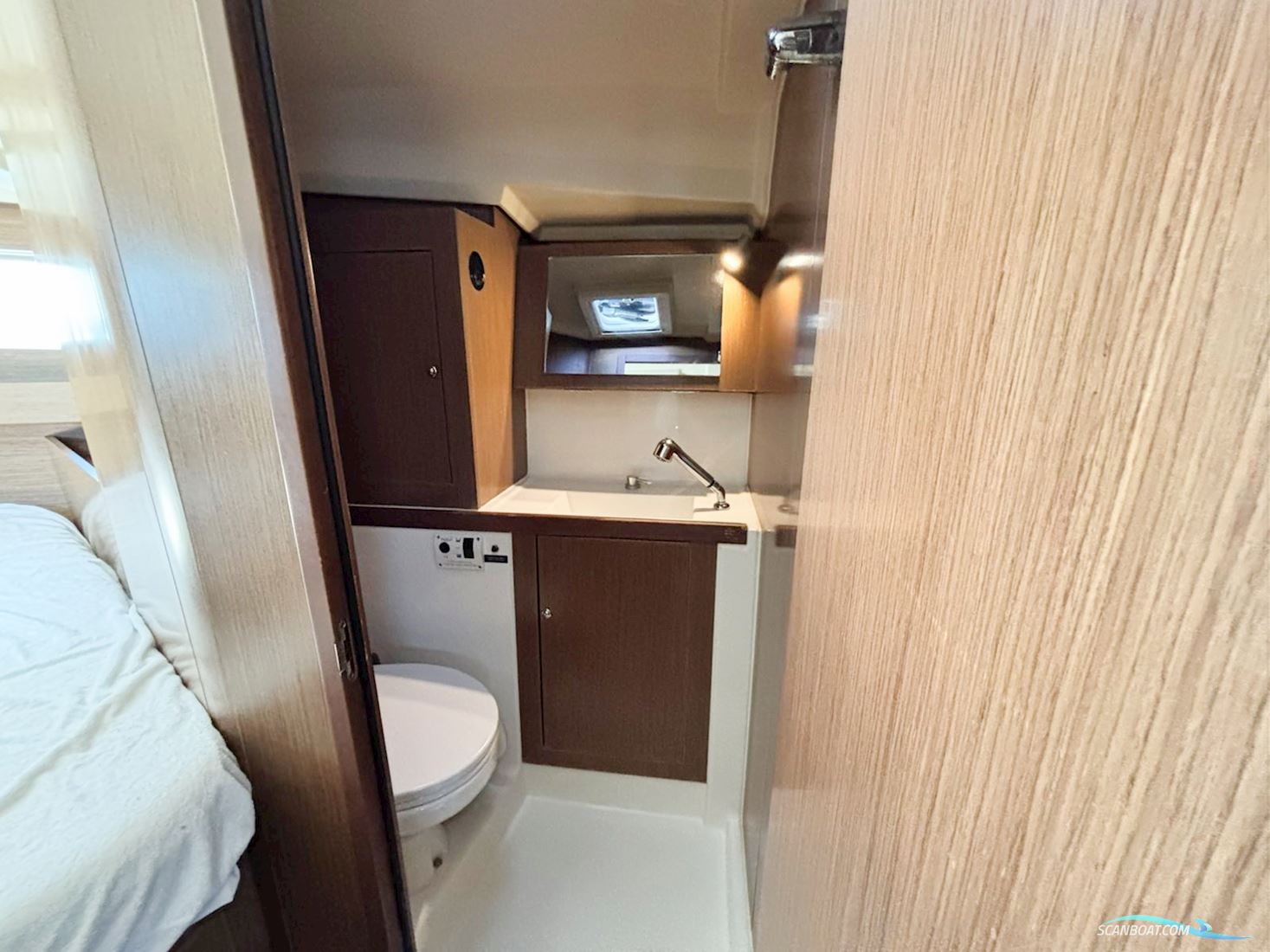 Beneteau Oceanis 41.1