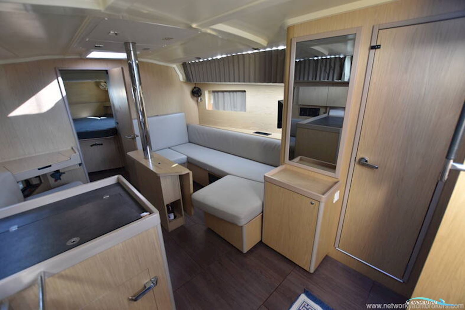 Beneteau Oceanis 42.1