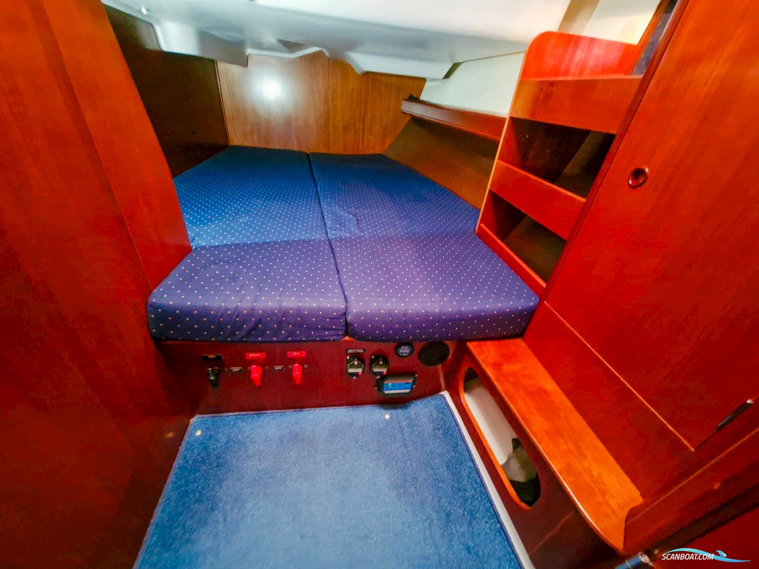 Beneteau Oceanis 423