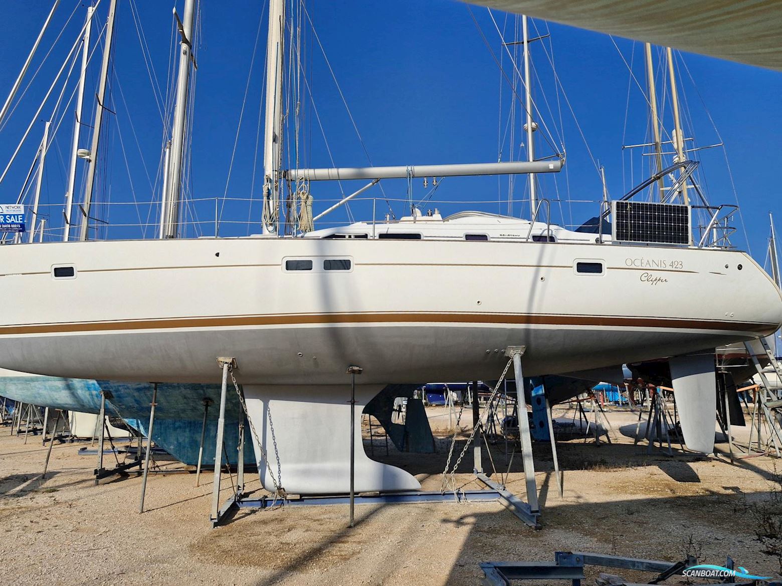 Beneteau Oceanis 423