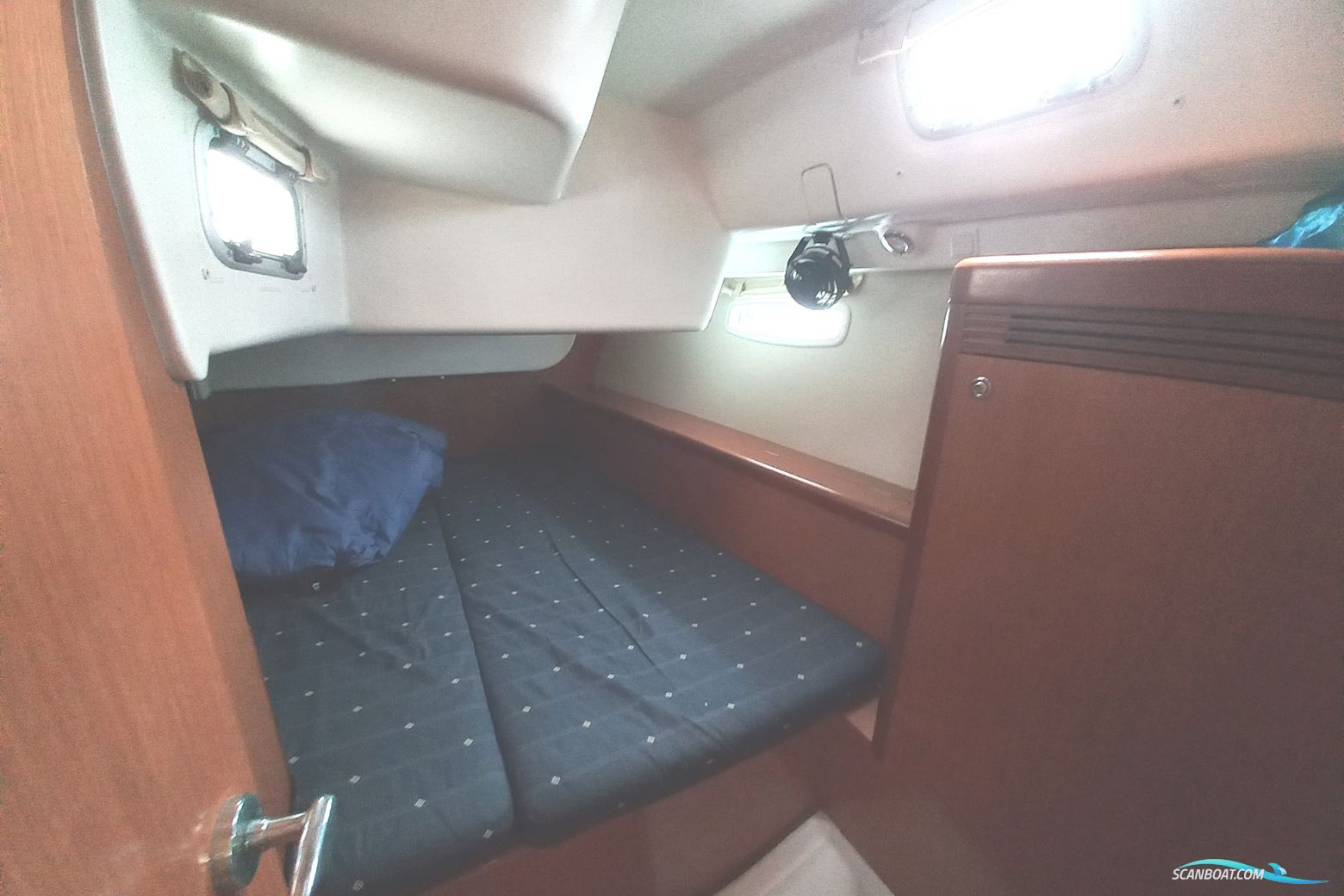 Beneteau Oceanis 43