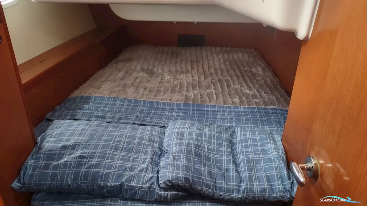 Beneteau Oceanis 43