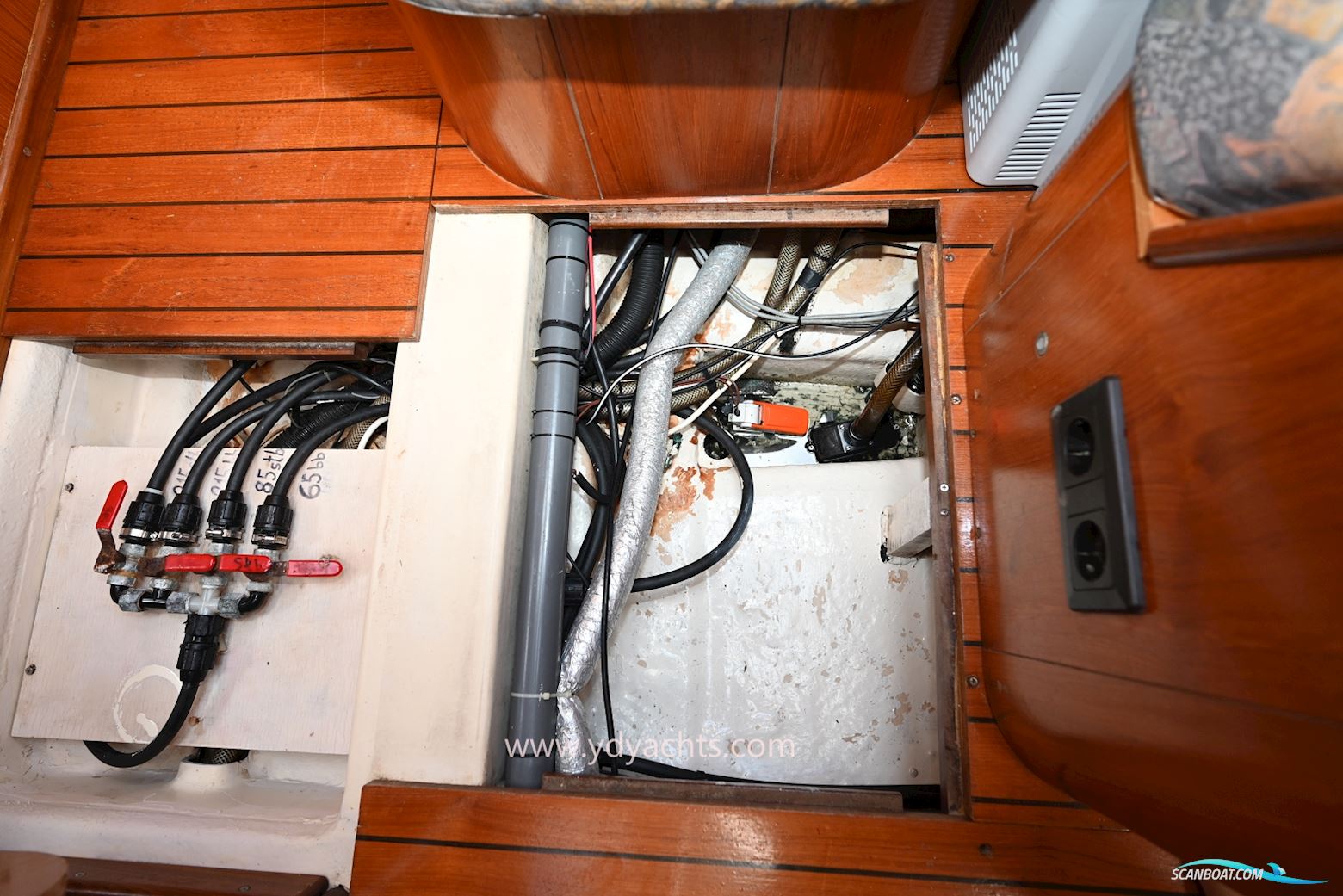 Beneteau Oceanis 430