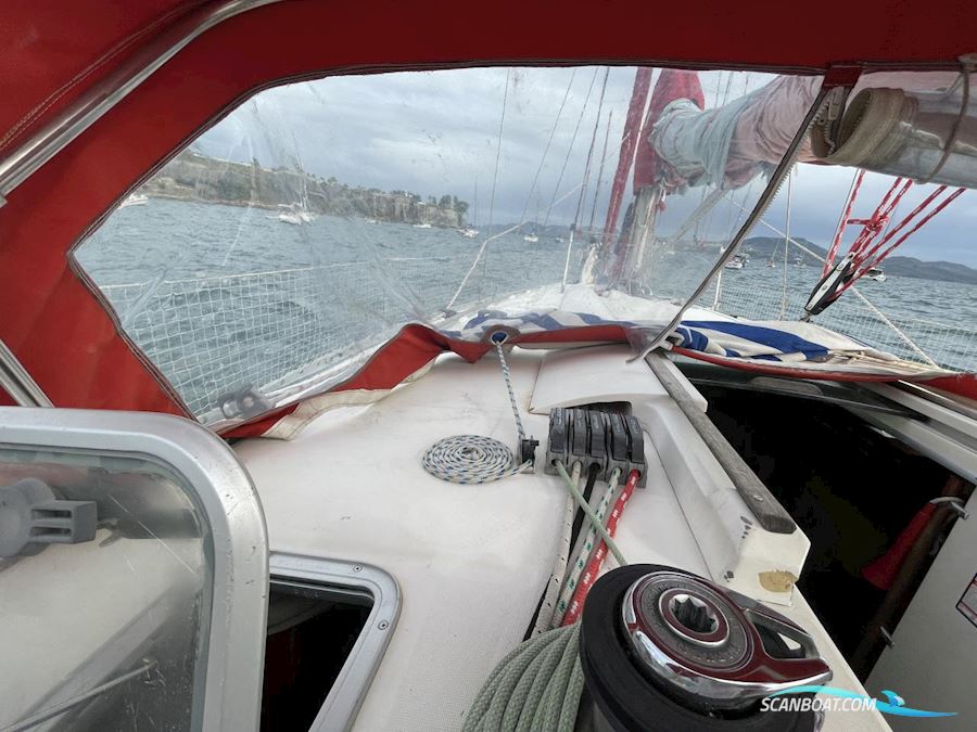 Beneteau Oceanis 440