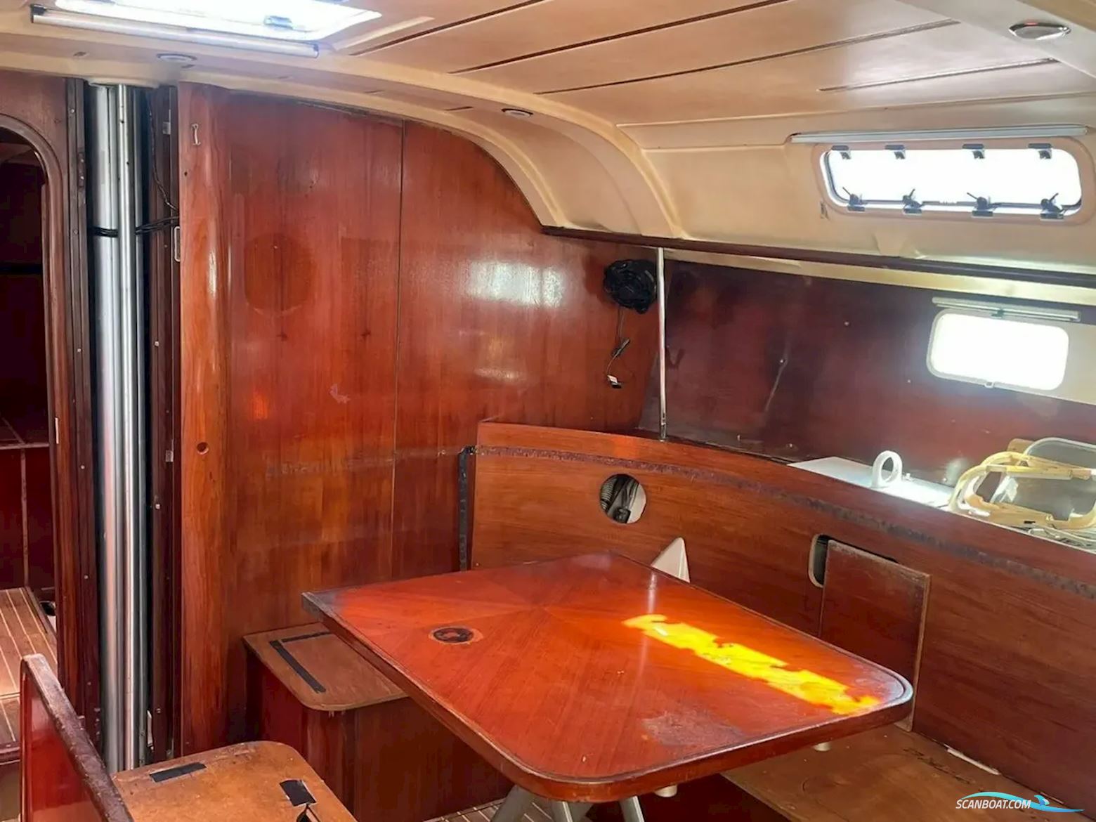 Beneteau Oceanis 440