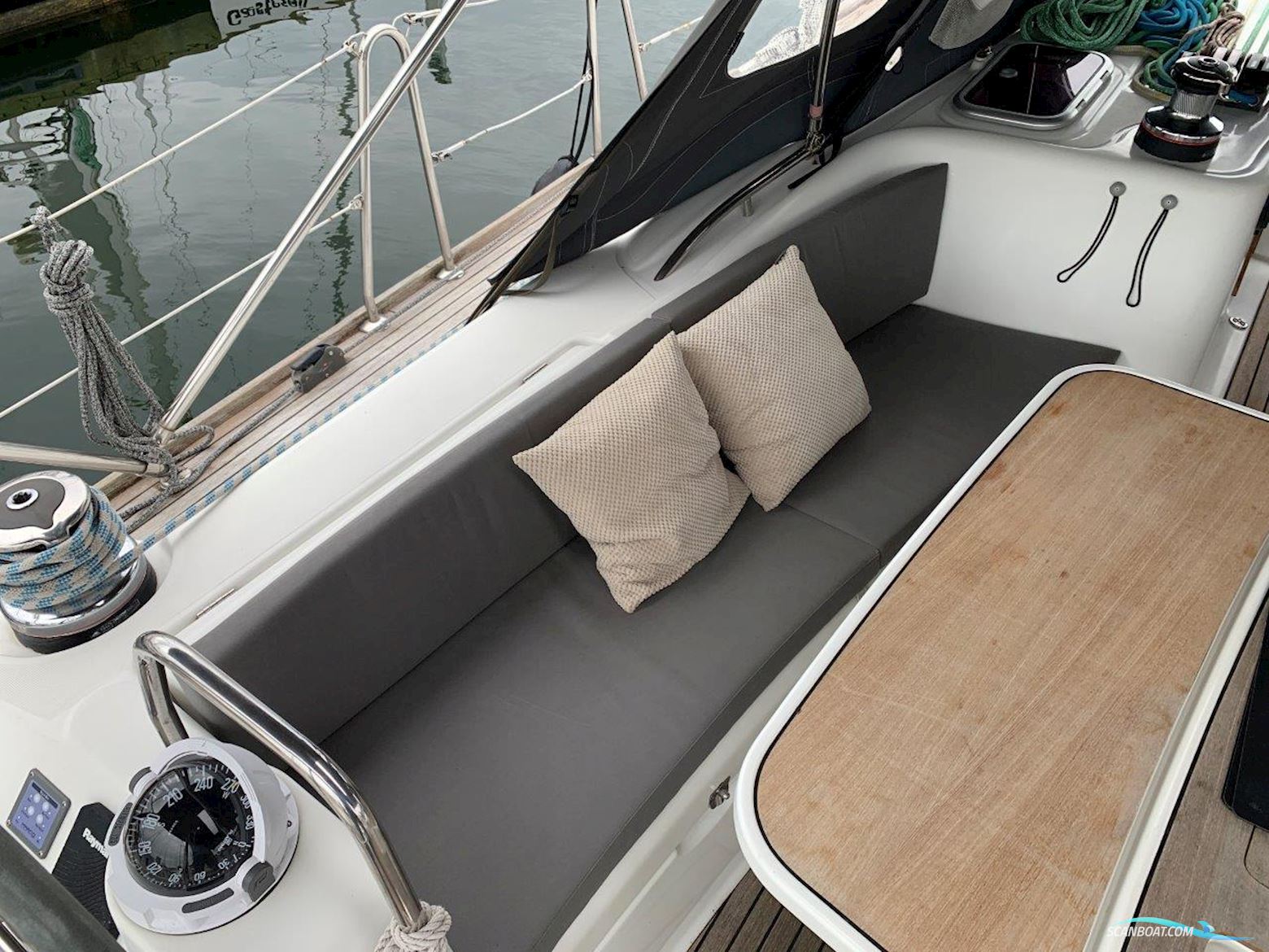 Beneteau Oceanis 46
