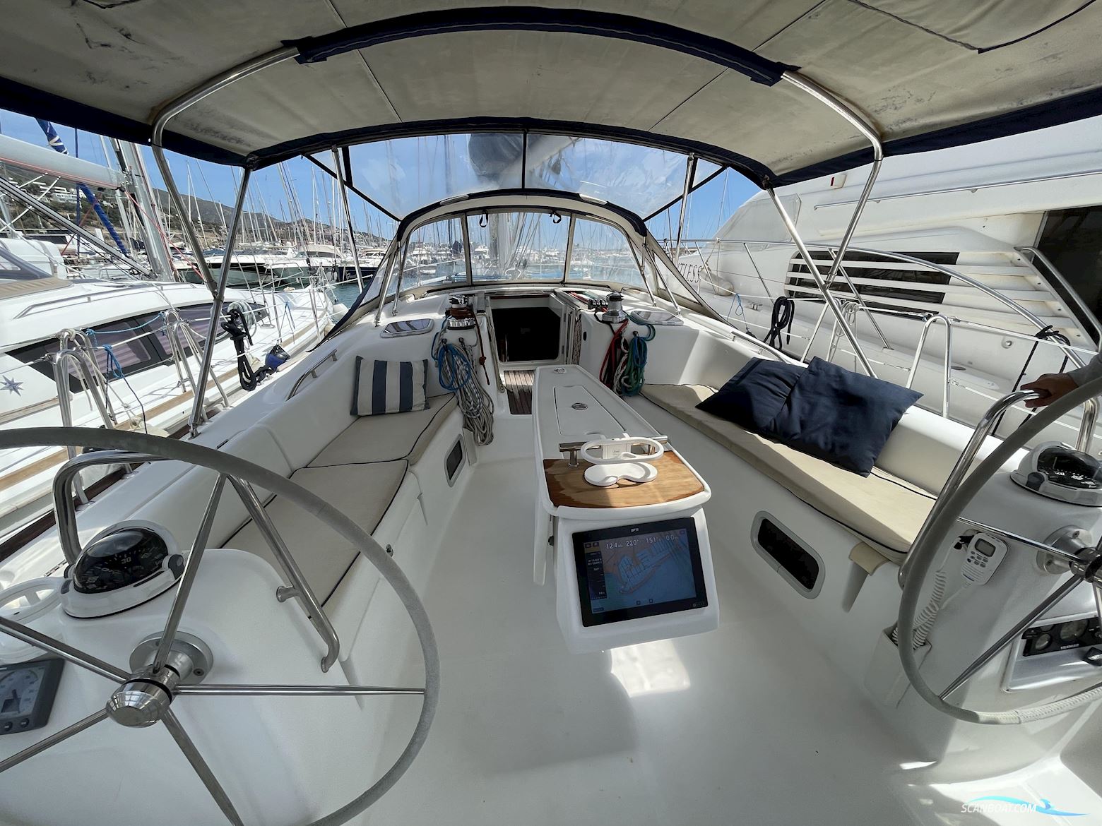 Beneteau Oceanis 49