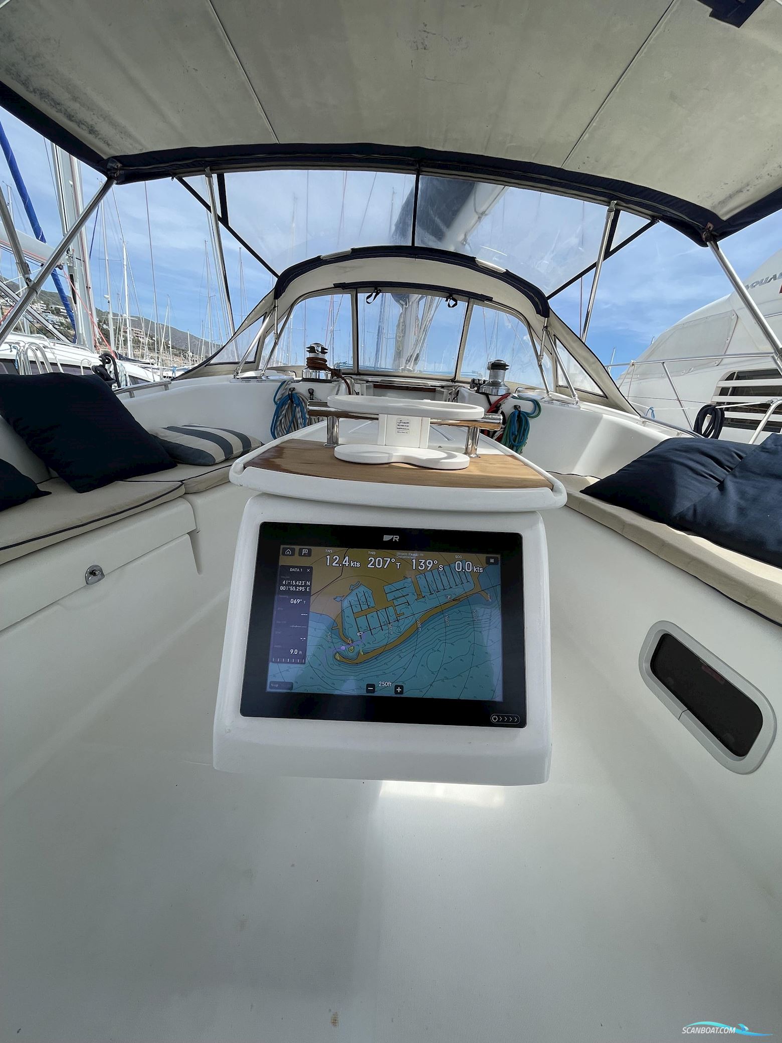 Beneteau Oceanis 49