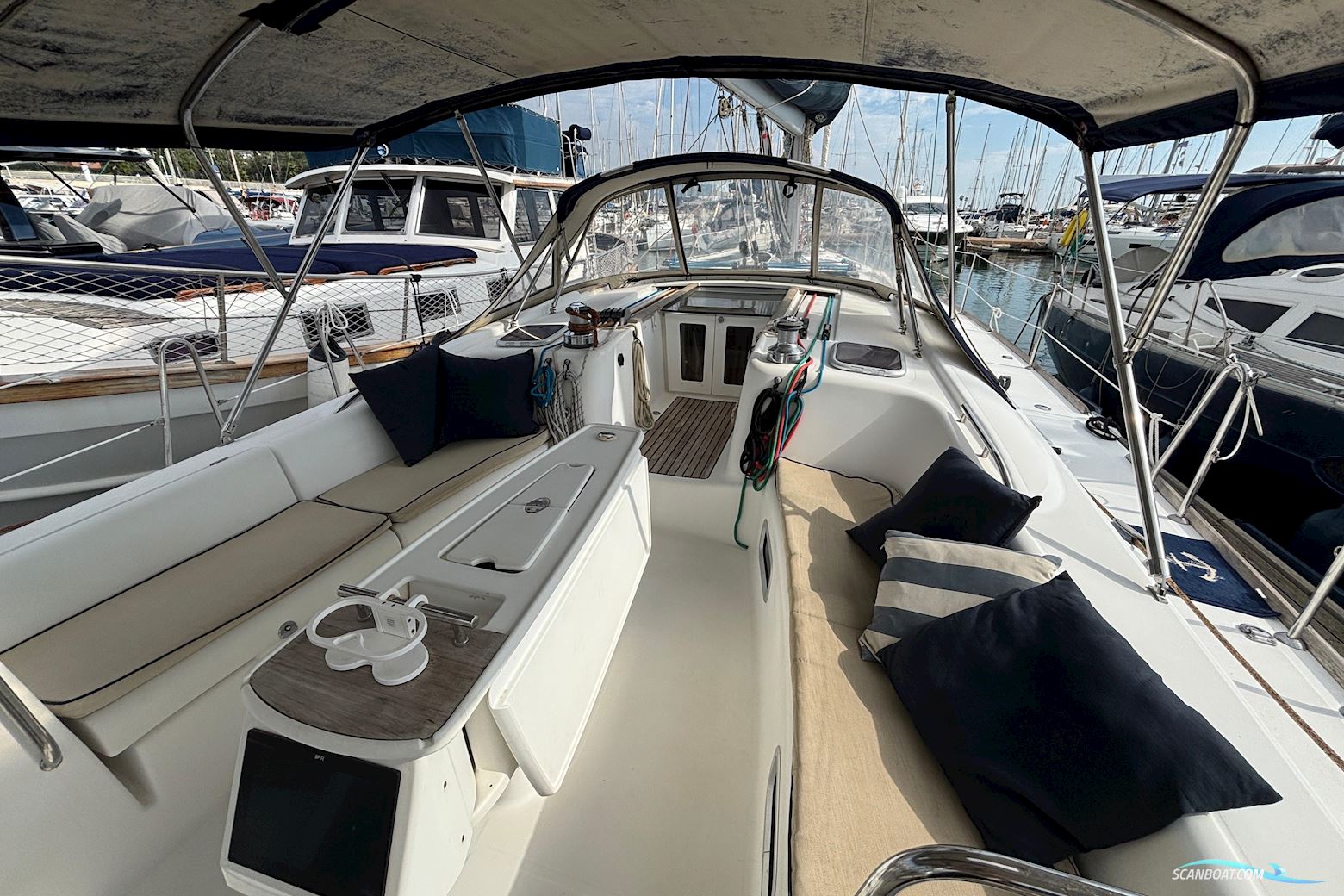 Beneteau Oceanis 49