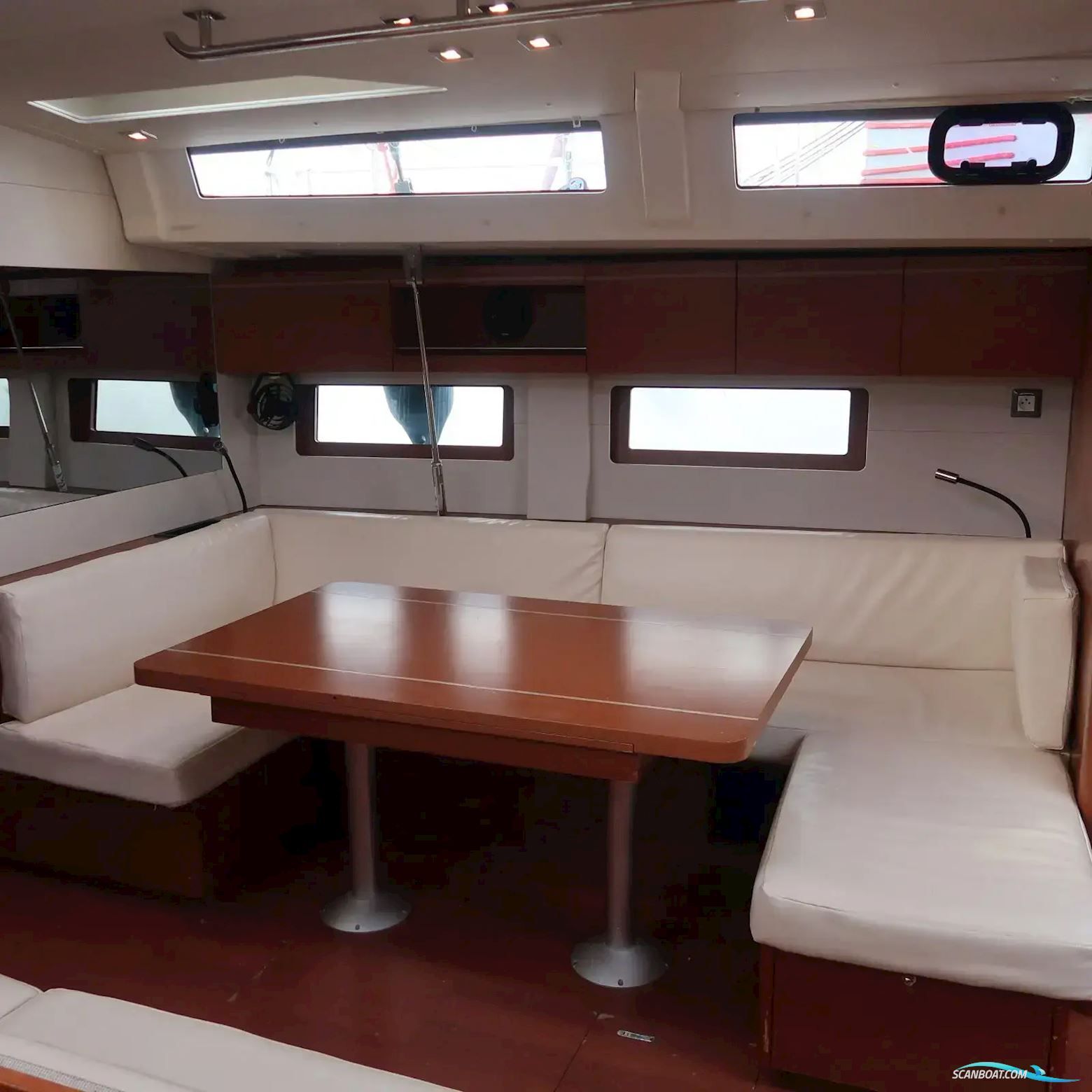 Beneteau Oceanis 51.1