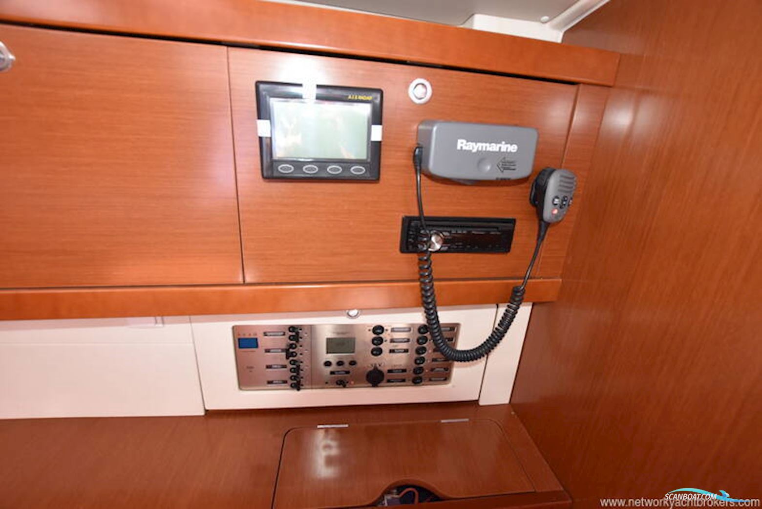 Beneteau Oceanis 54 Elegance