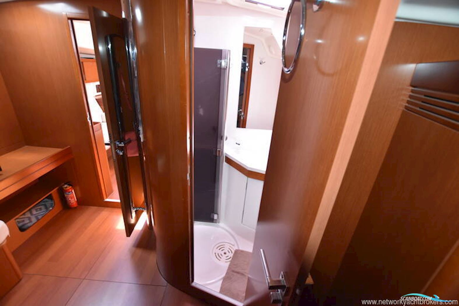 Beneteau Oceanis 54 Elegance