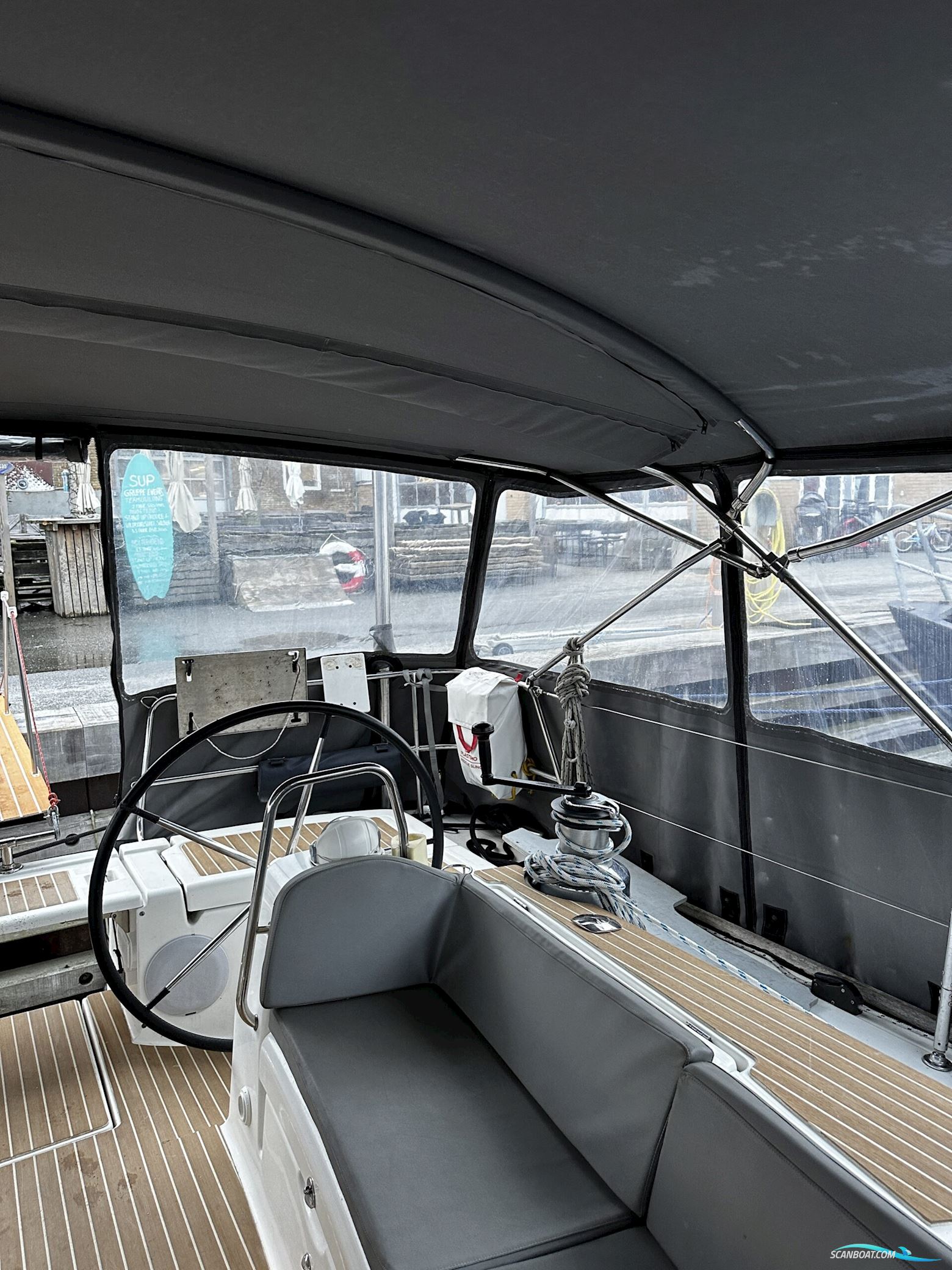 Beneteau Oceanis 54