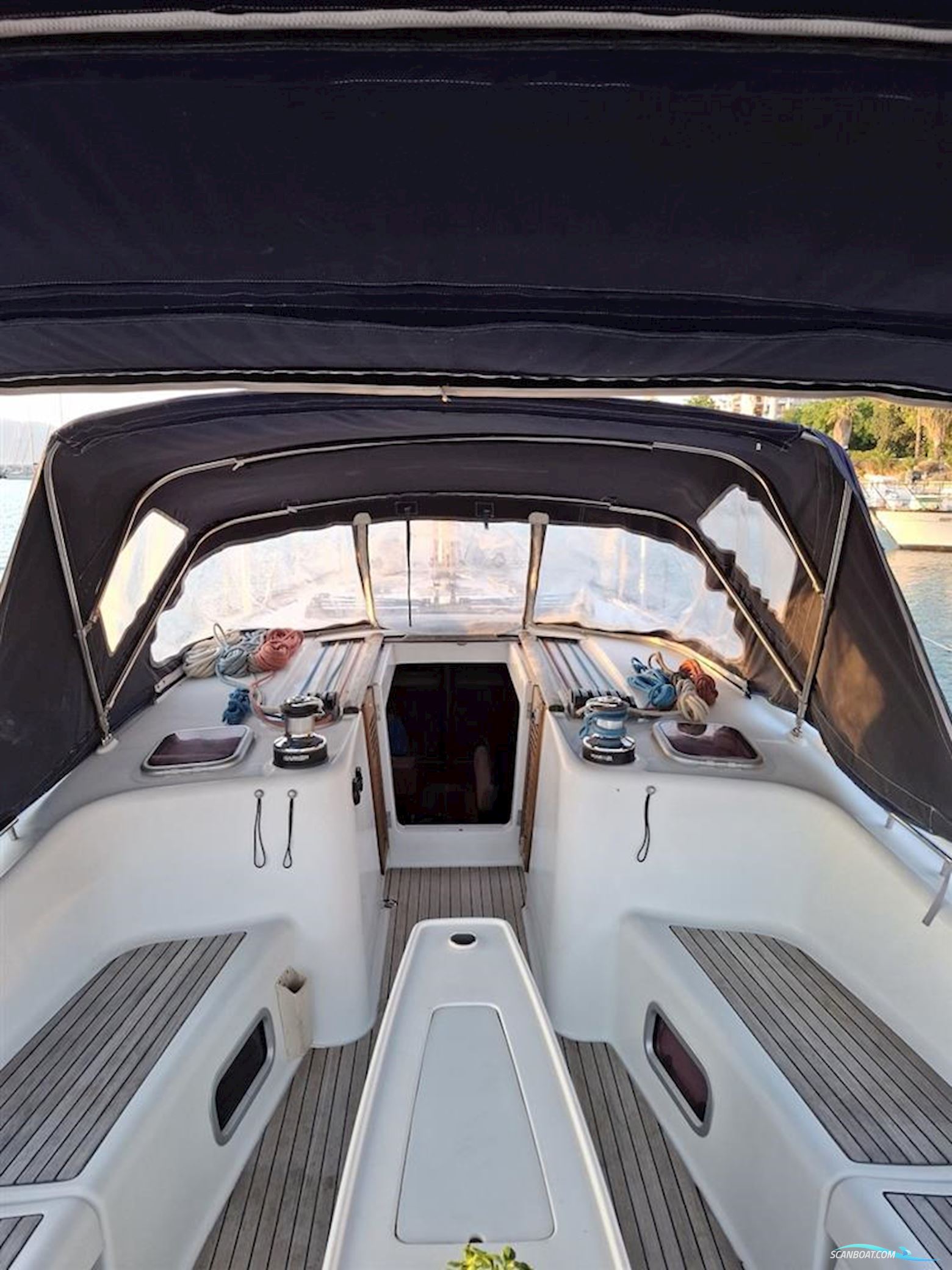 Beneteau Oceanis 54