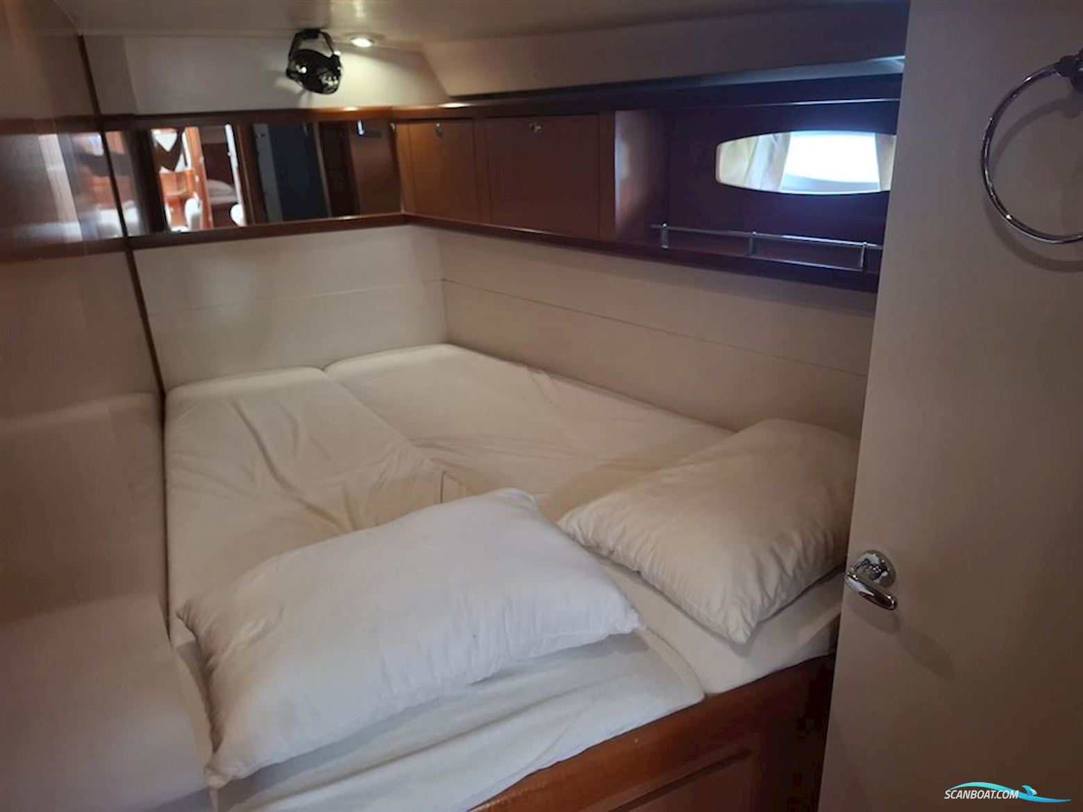Beneteau Oceanis 54