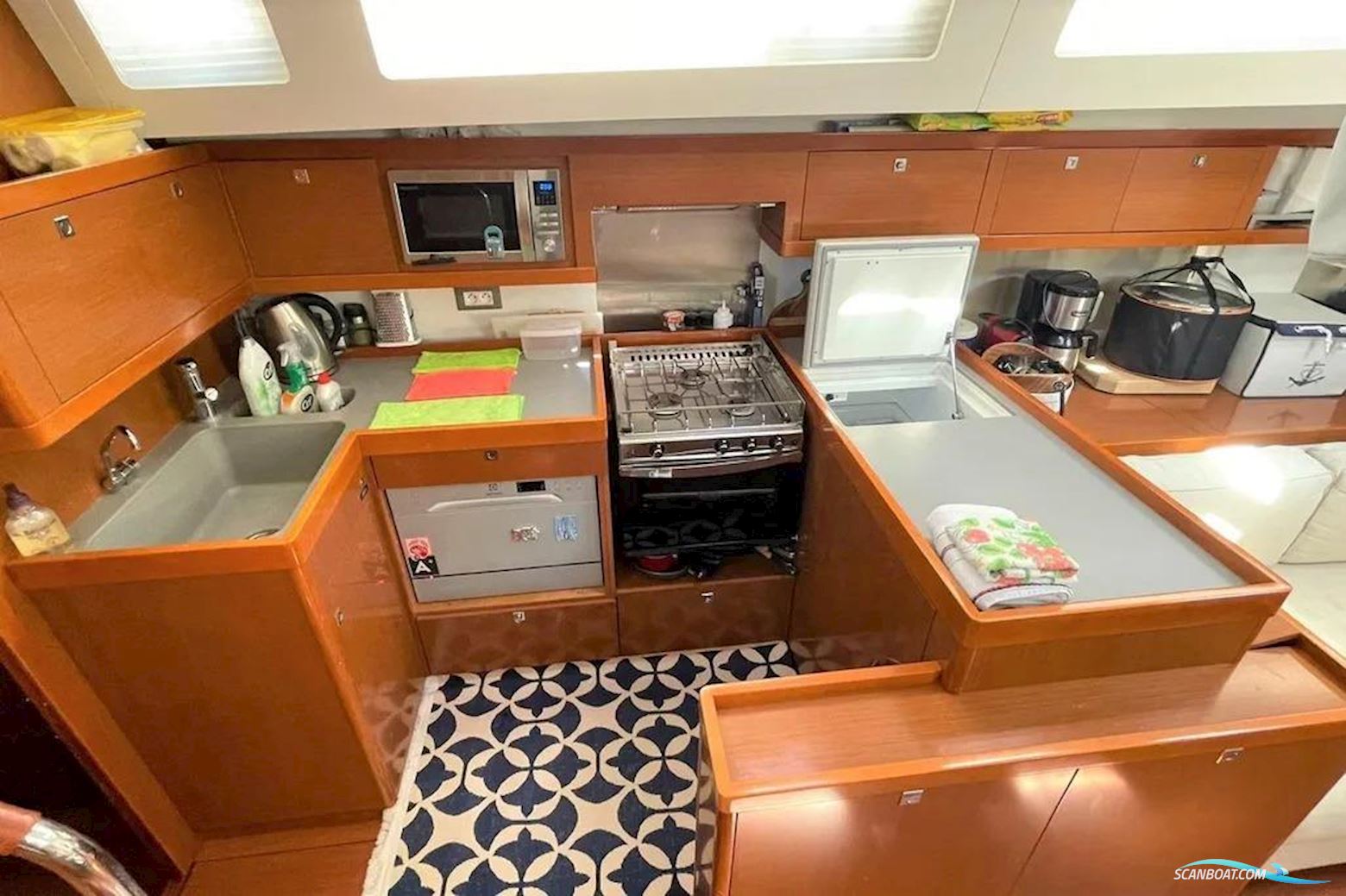 Beneteau Oceanis 55
