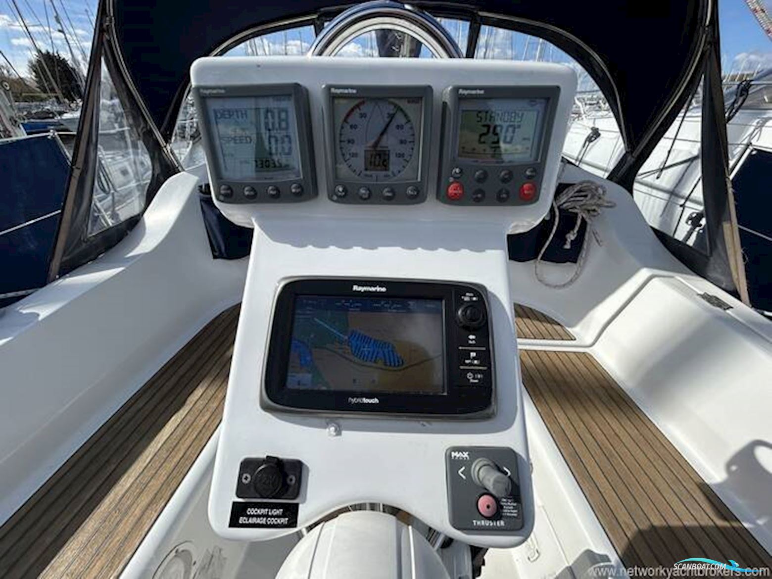 Beneteau Oceanis Clipper 323