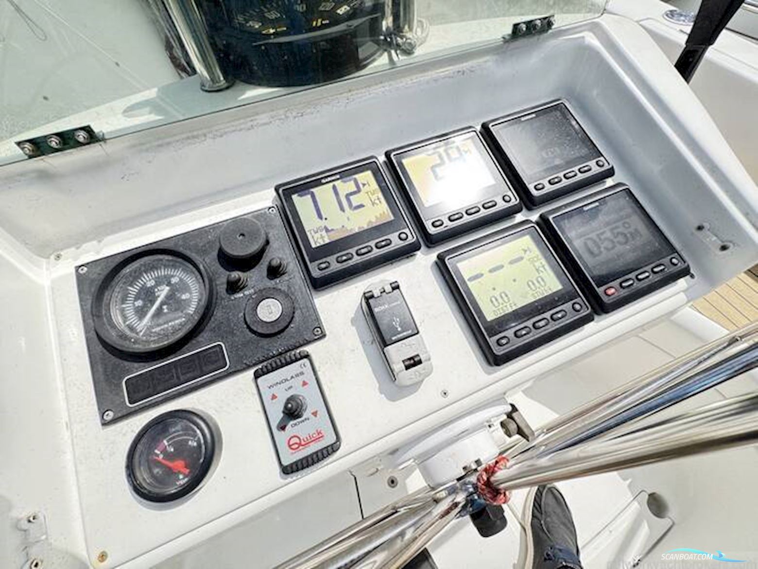 Beneteau Oceanis Clipper 381