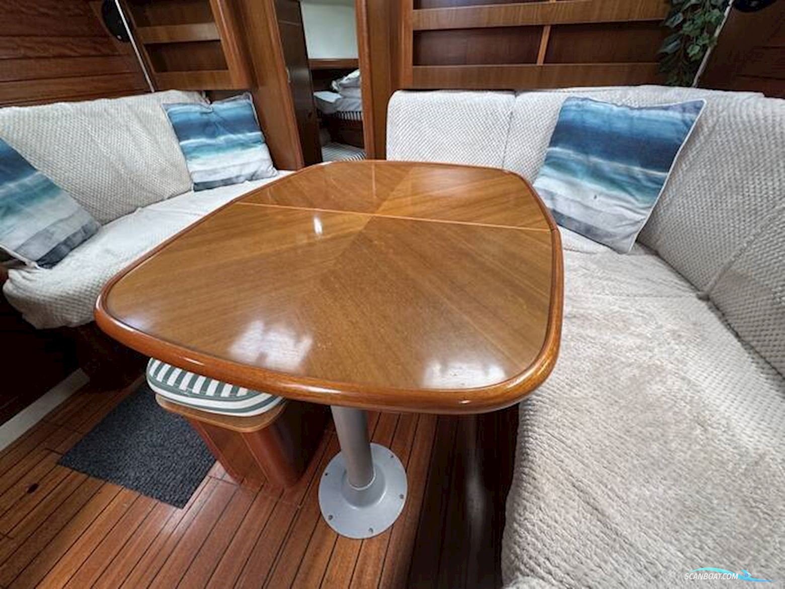 Beneteau Oceanis Clipper 381