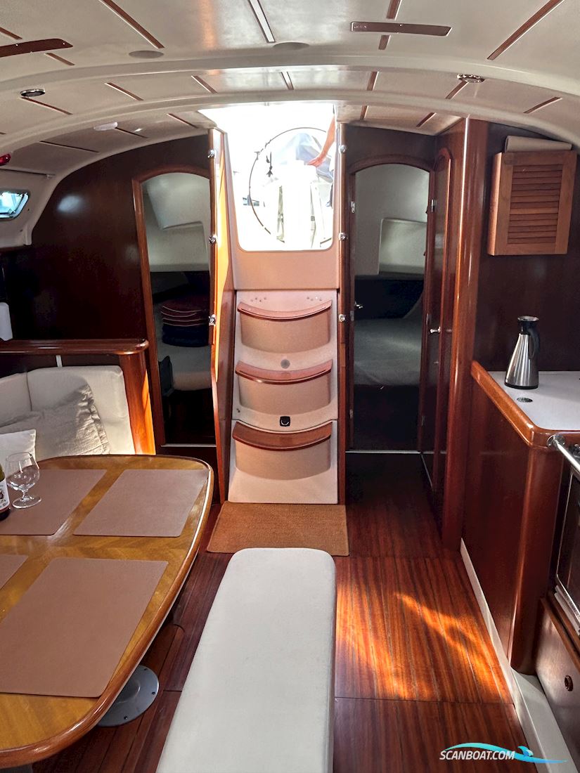 Beneteau Oceanis Clipper 381
