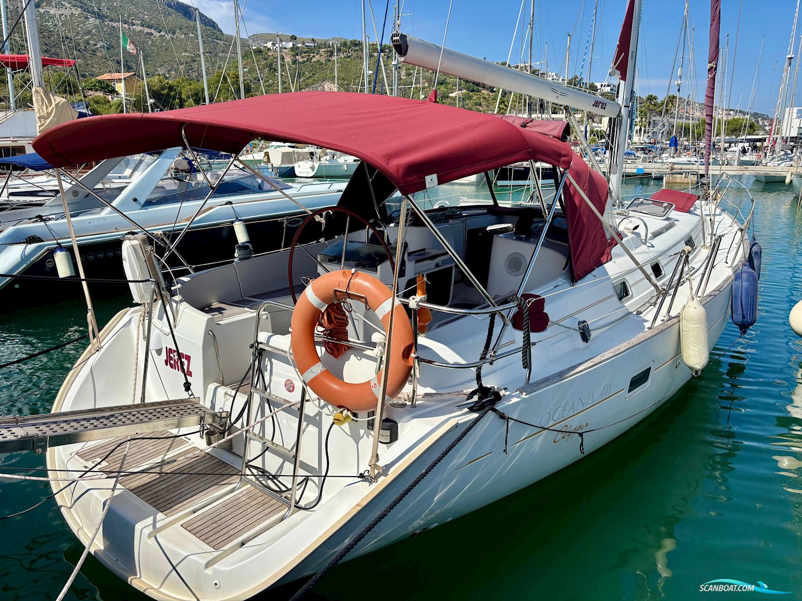 Beneteau Oceanis Clipper 411