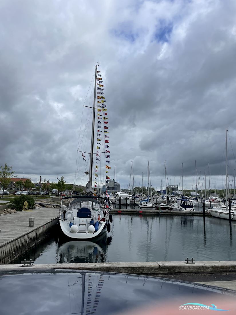 Beneteau Oceanis Clipper 411