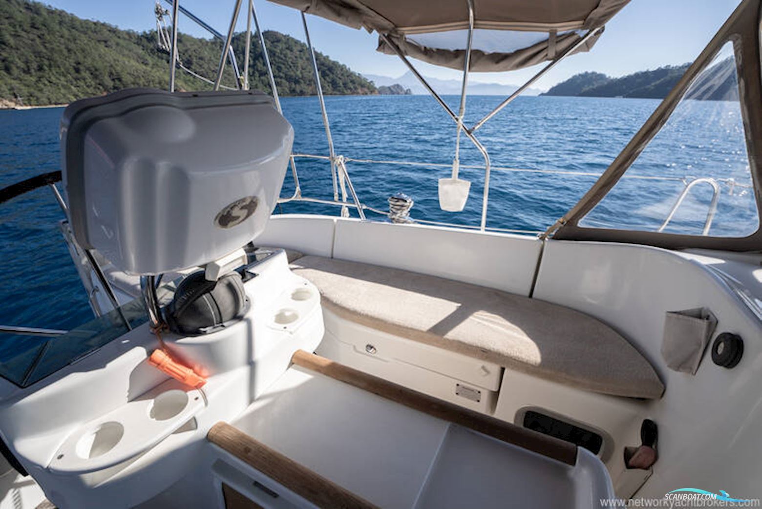 Beneteau Oceanis Clipper 411