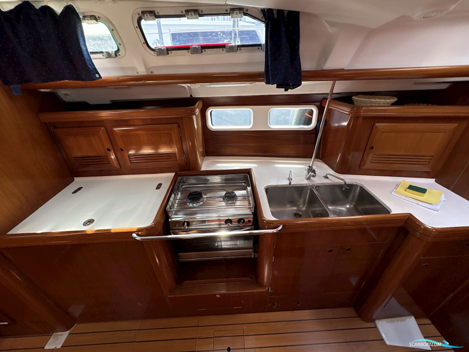 Beneteau Oceanis Clipper 423