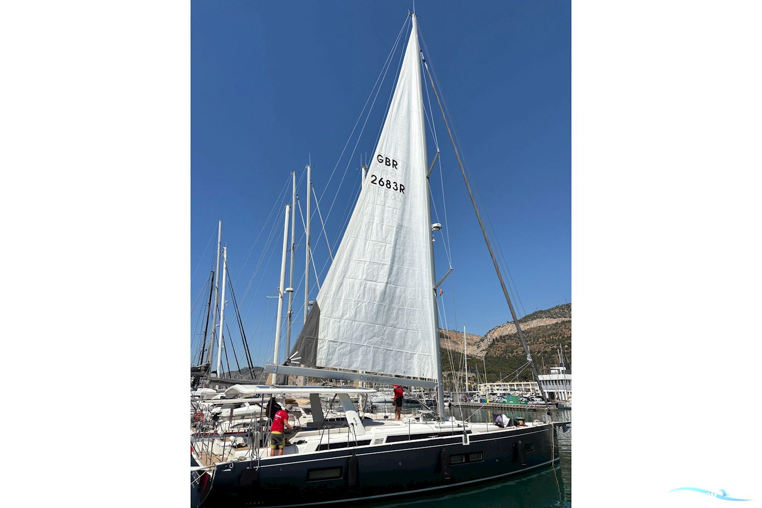 Beneteau Oceanis Yacht 54