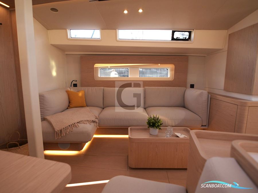 Beneteau Oceanis Yacht 54
