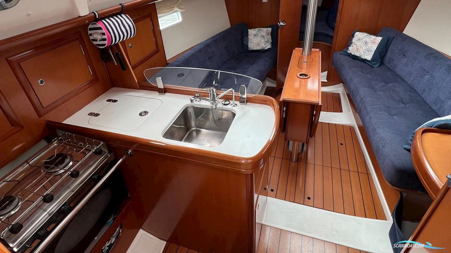 BENETEAU SEGELBÅTAR OCEANIS 323