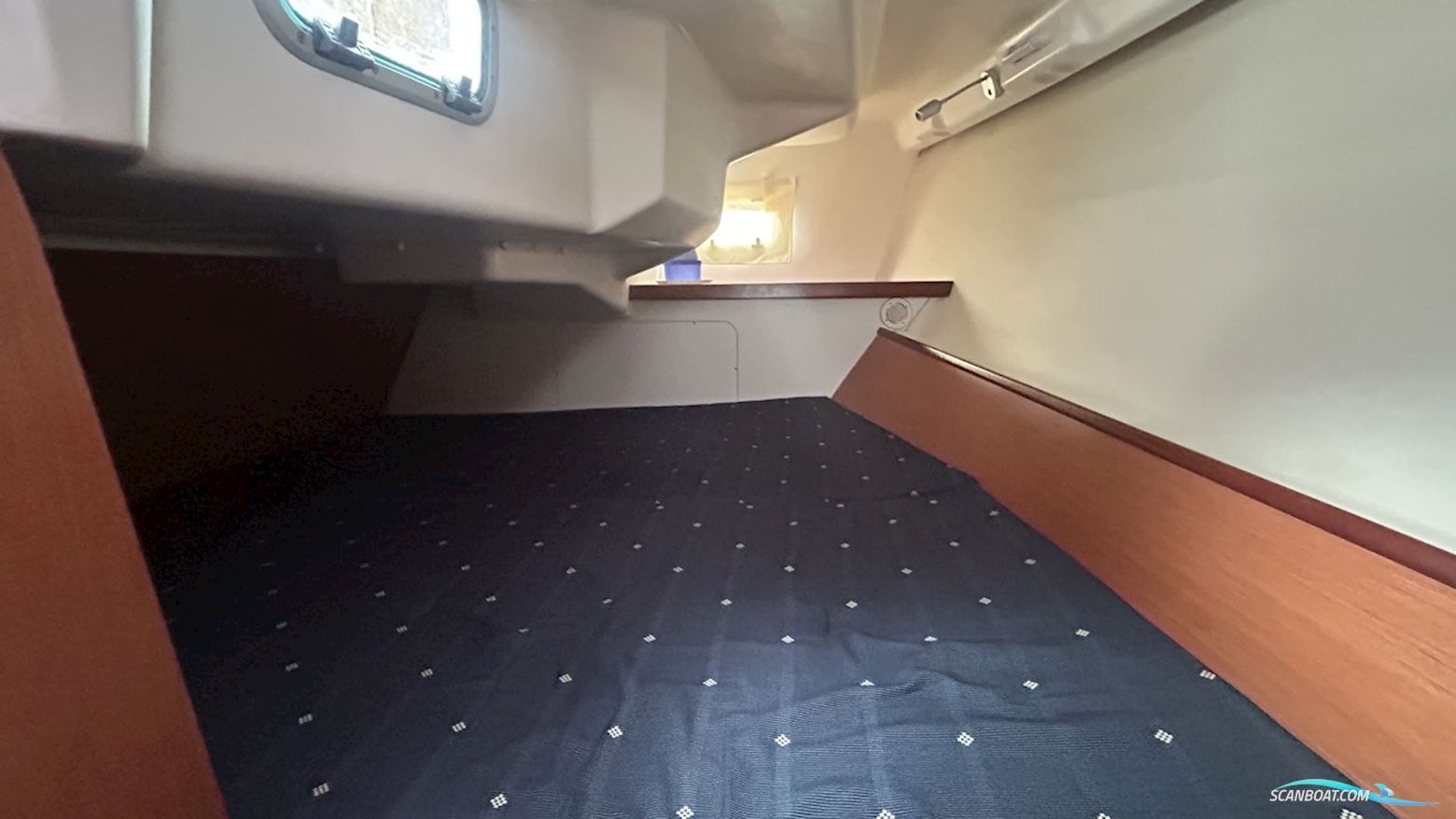 BENETEAU SEGELBÅTAR OCEANIS 323