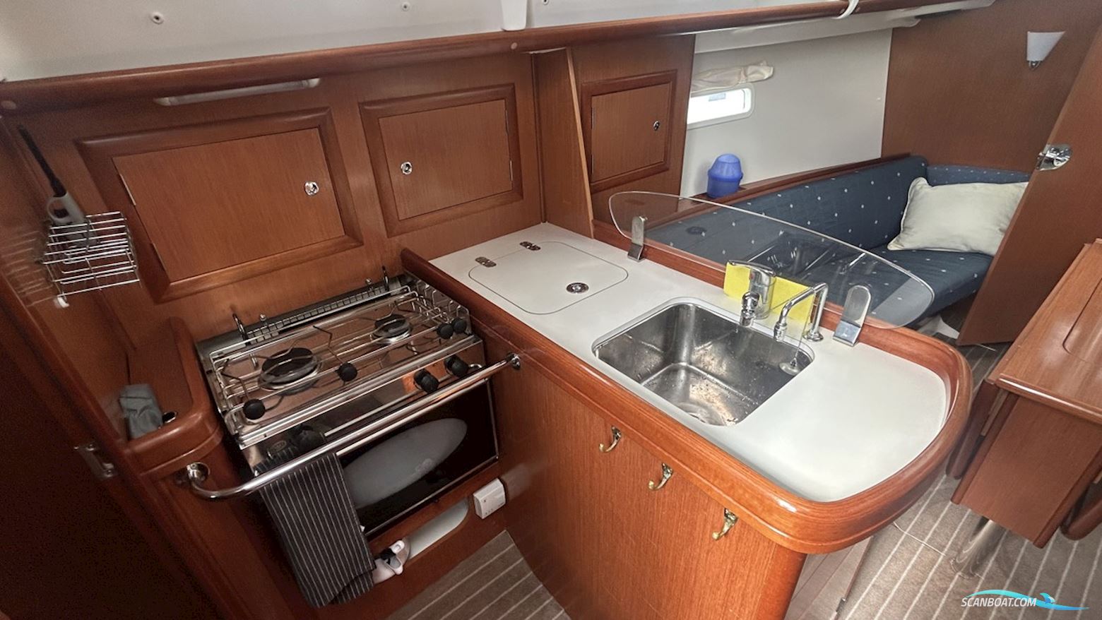 BENETEAU SEGELBÅTAR OCEANIS 323