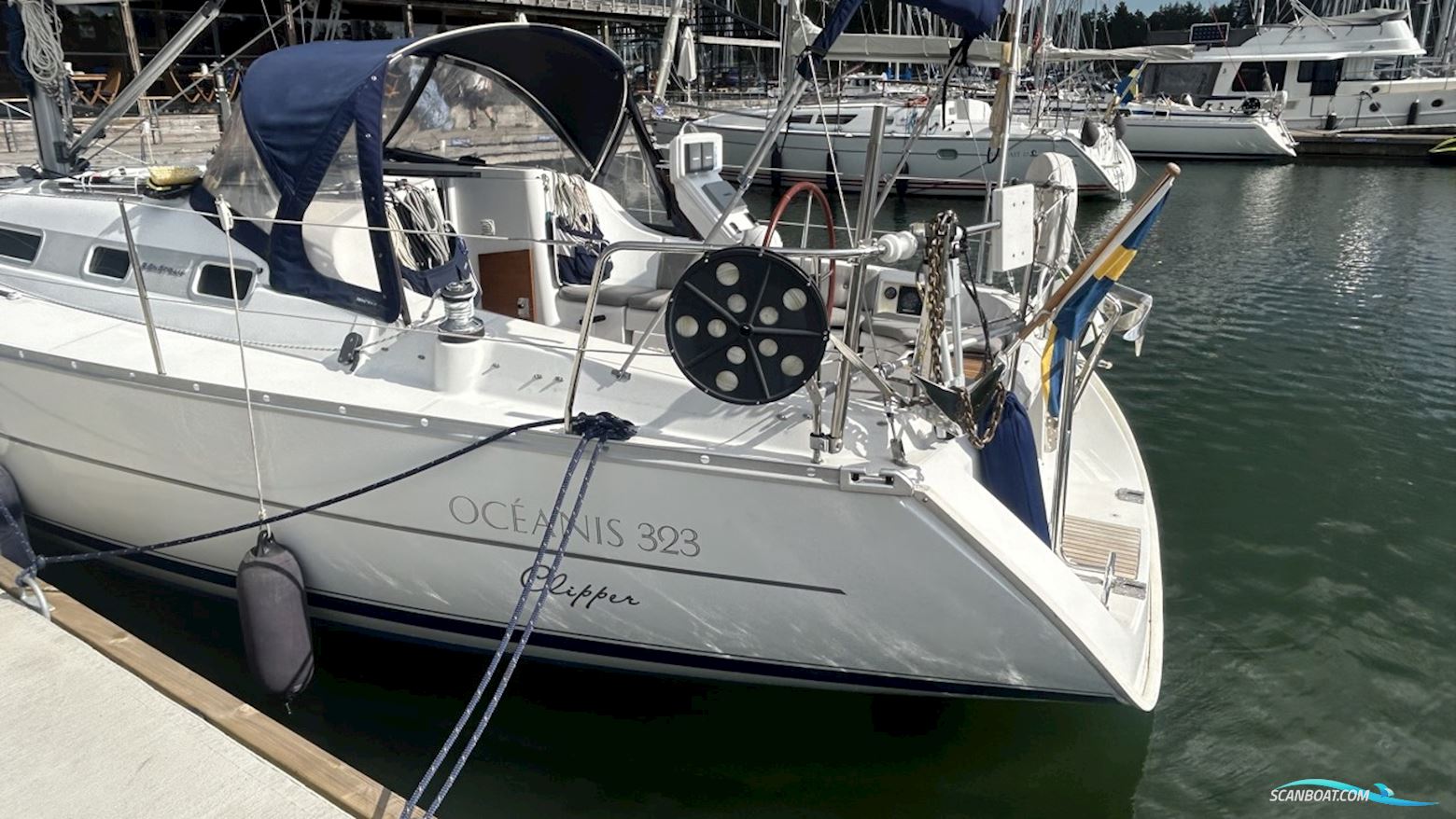 BENETEAU SEGELBÅTAR OCEANIS 323