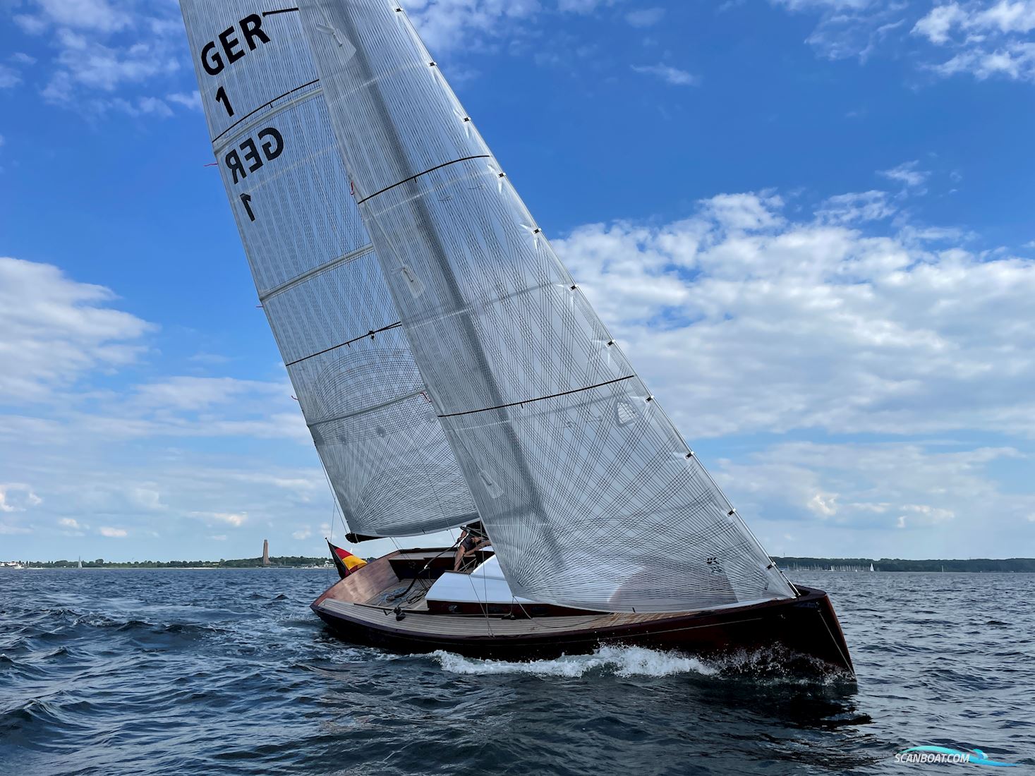 Berckemeyer 31 Classic