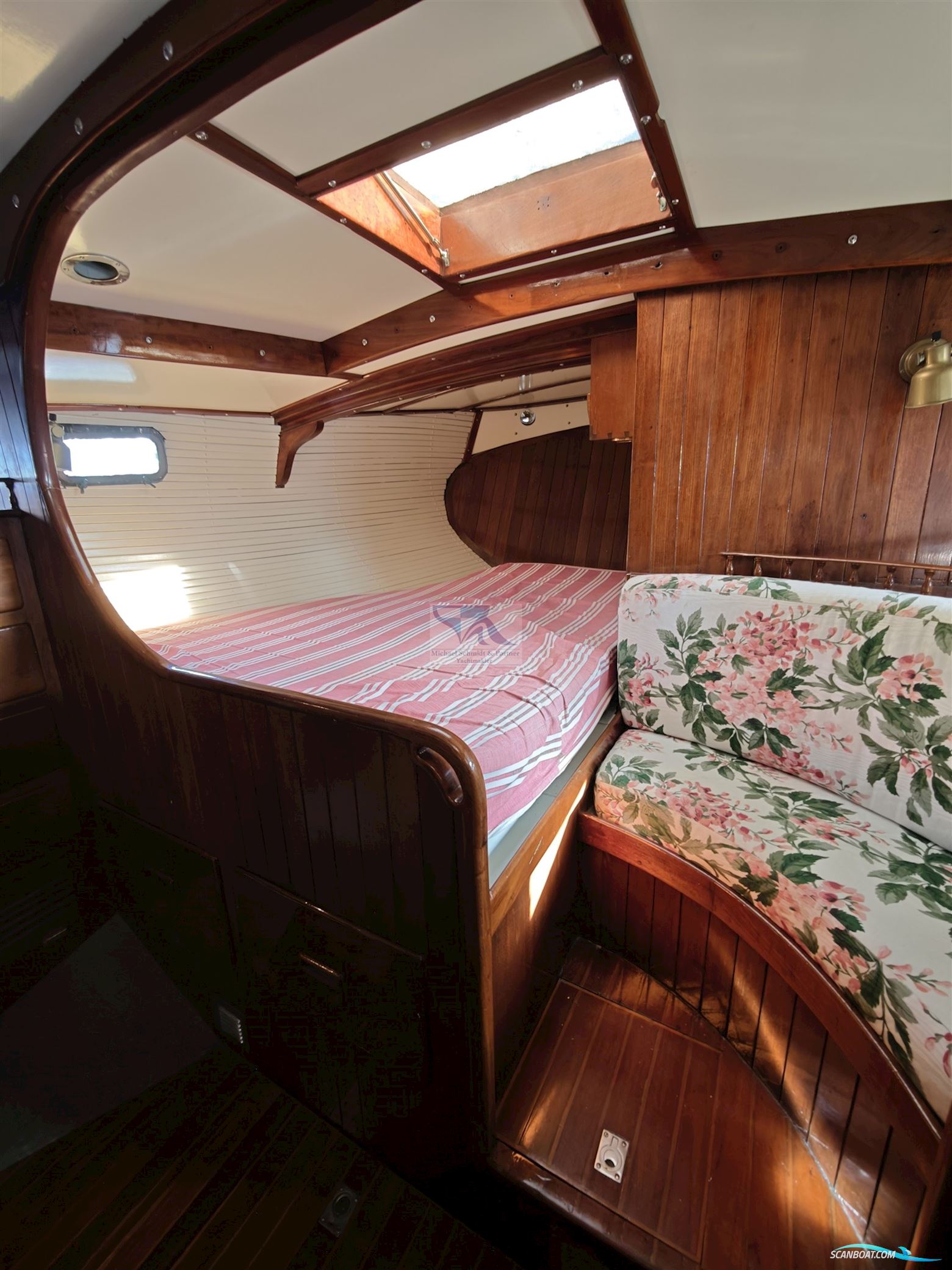 Bluewater Yachts Vagabond 42