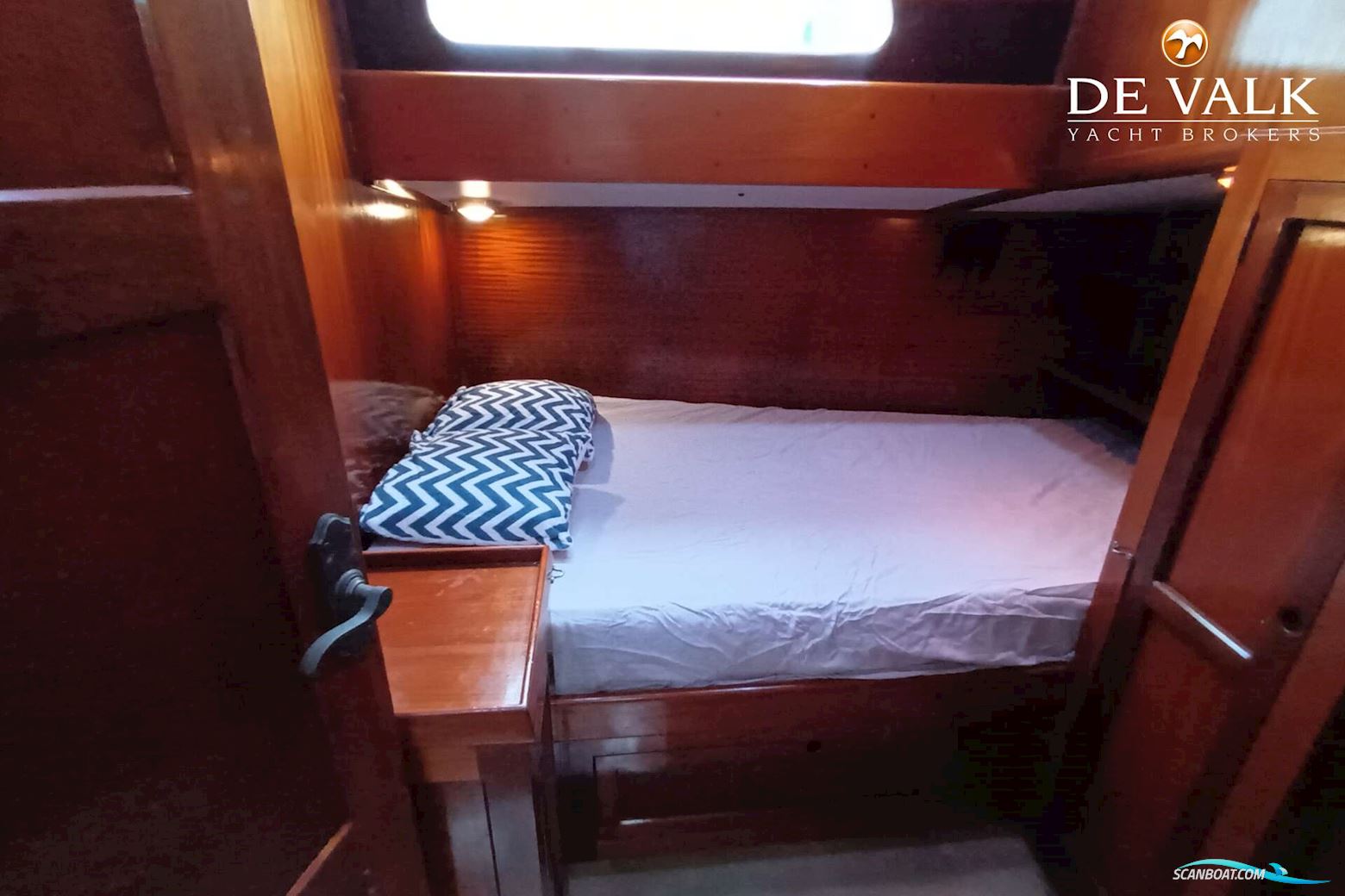 Bruce Roberts 50 (Henry Morgan)