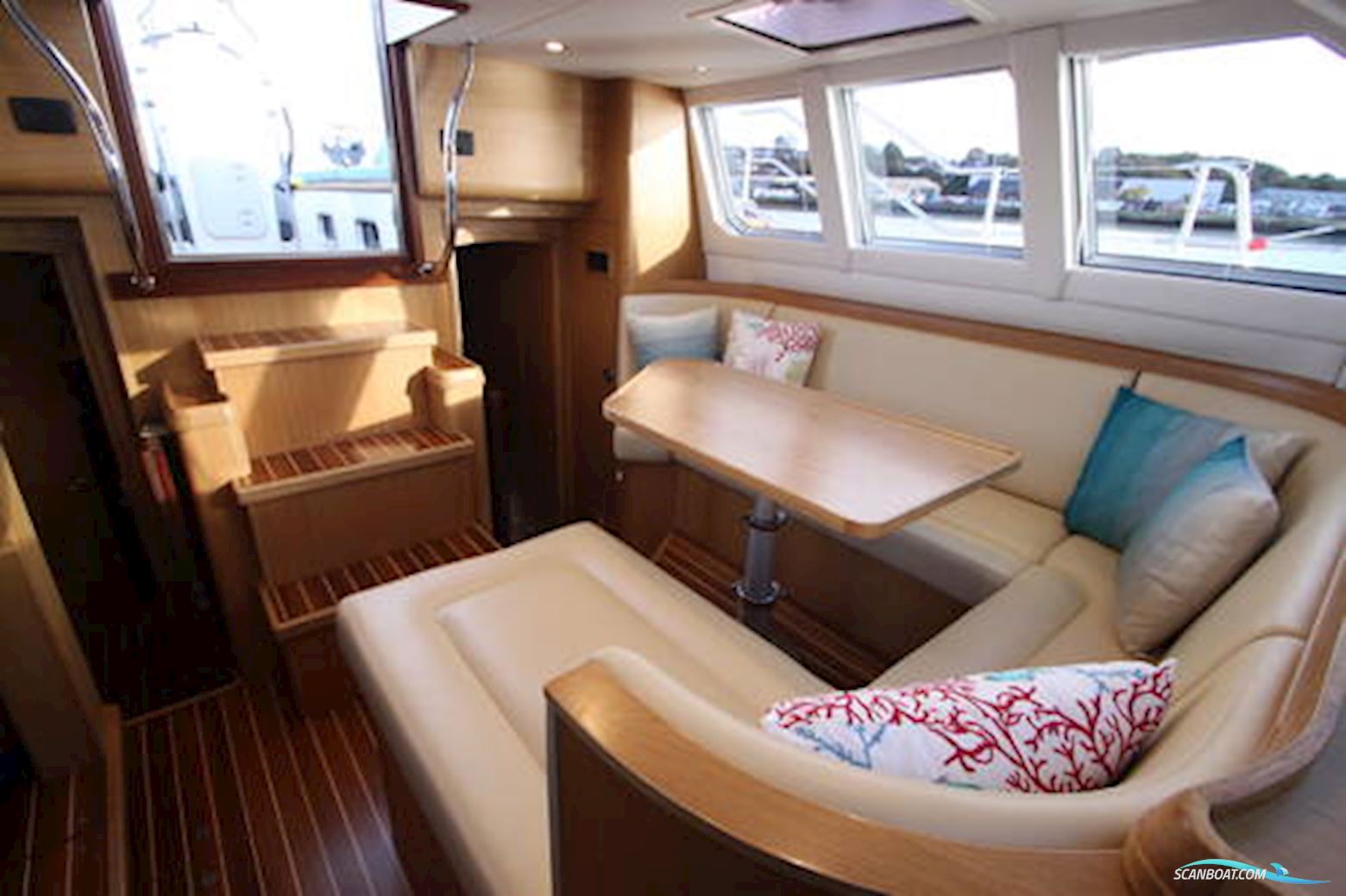 Bruce Roberts Custom Built Voyager 542 | 54ft