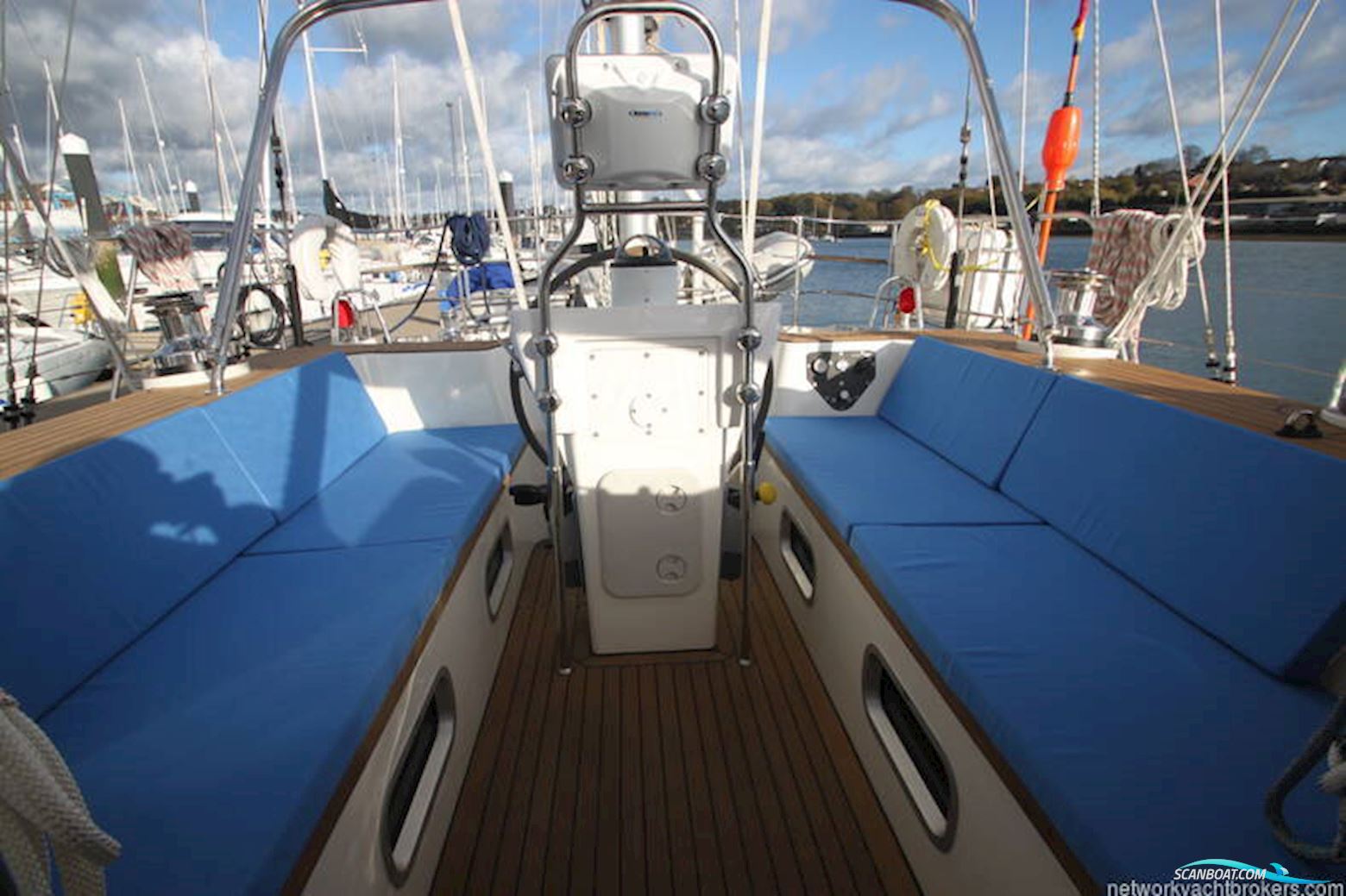 Bruce Roberts Custom Built Voyager 542 | 54ft