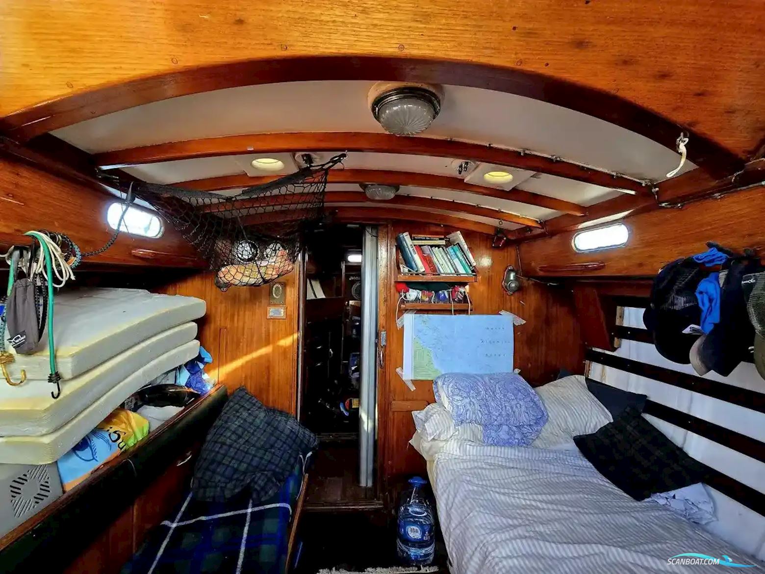 Camper & Nicholson 36