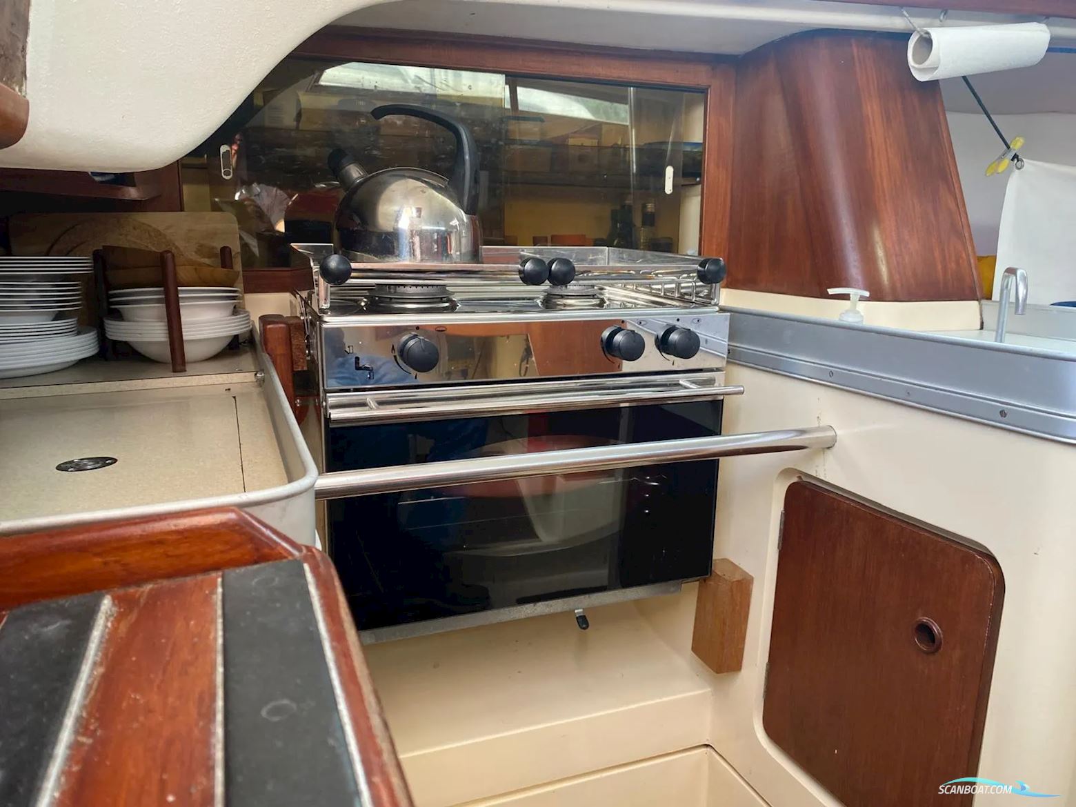 Camper & Nicholsons 31
