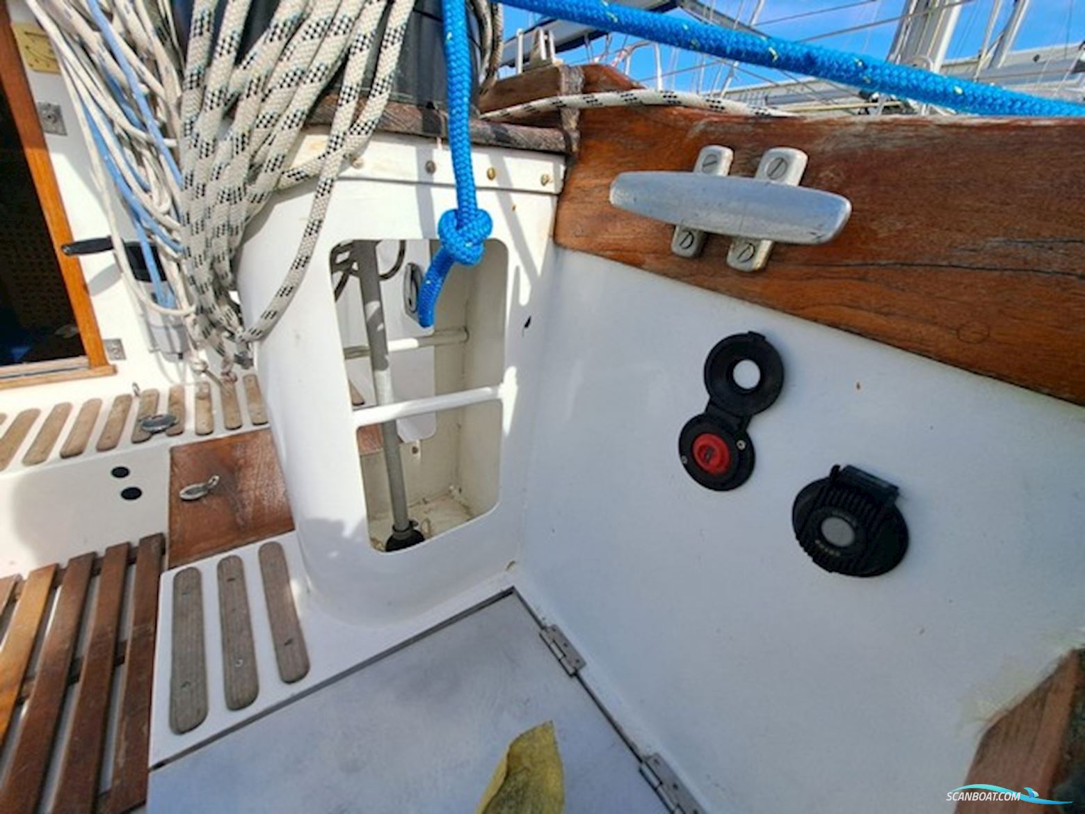 Camper & Nicholsons Two Tonner