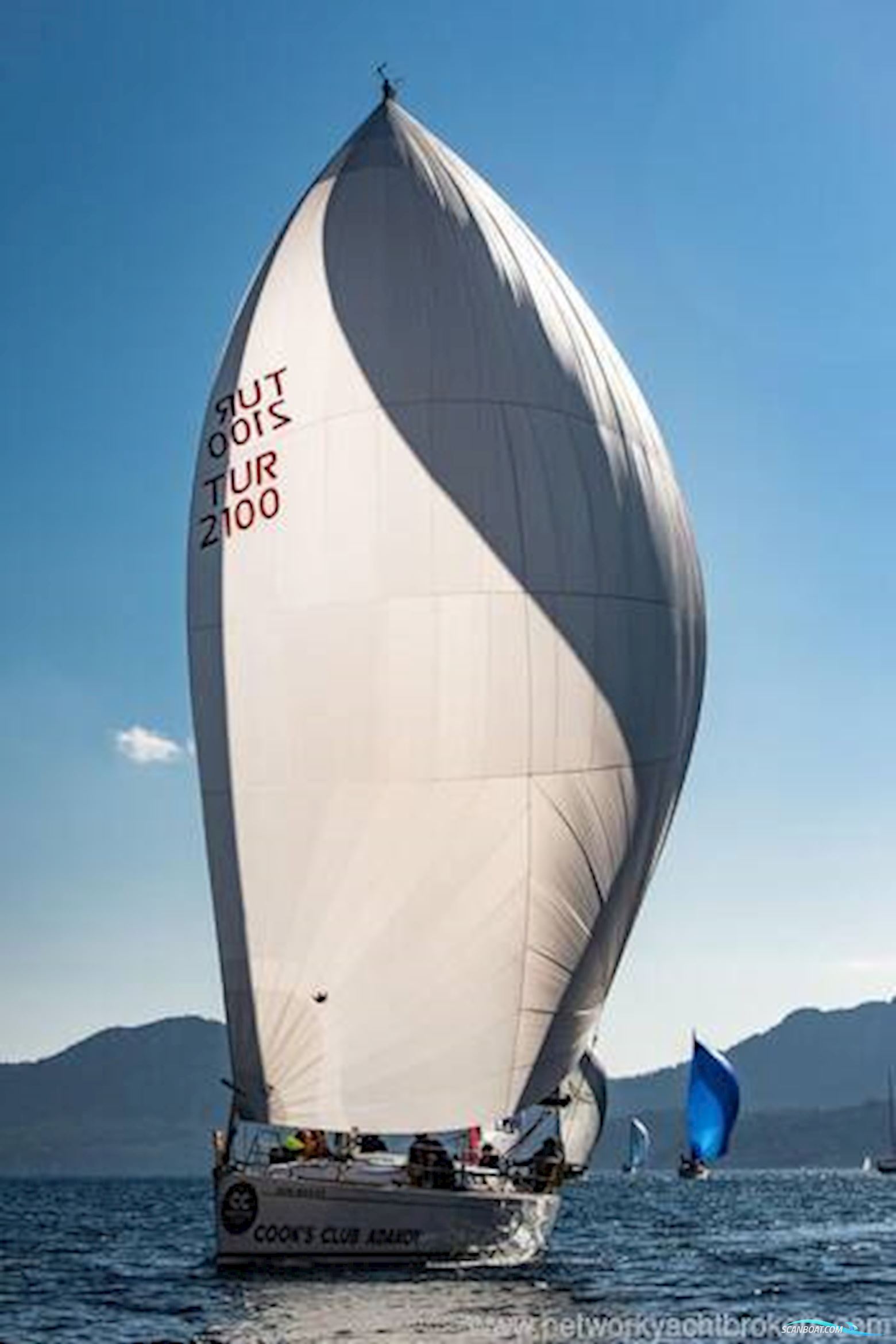 Cantiere Del Pardo Grand Soleil 37 B&C