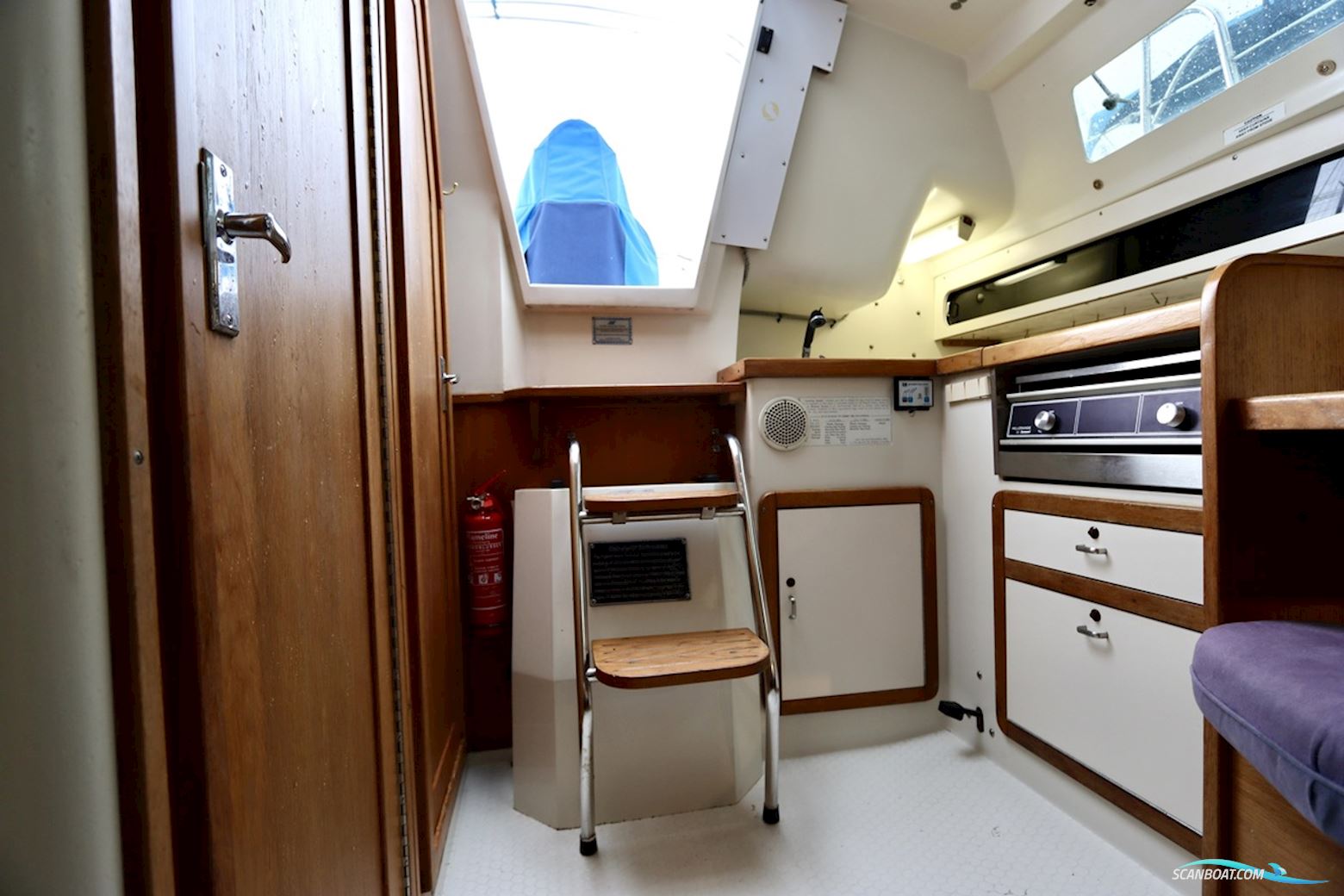 Catalina  270