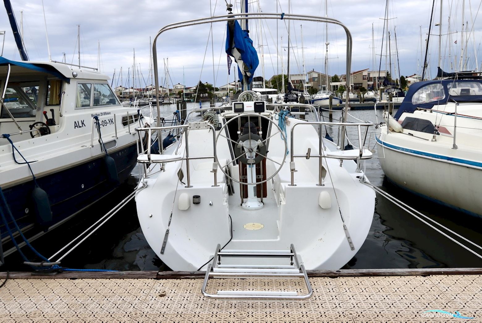 Catalina  270