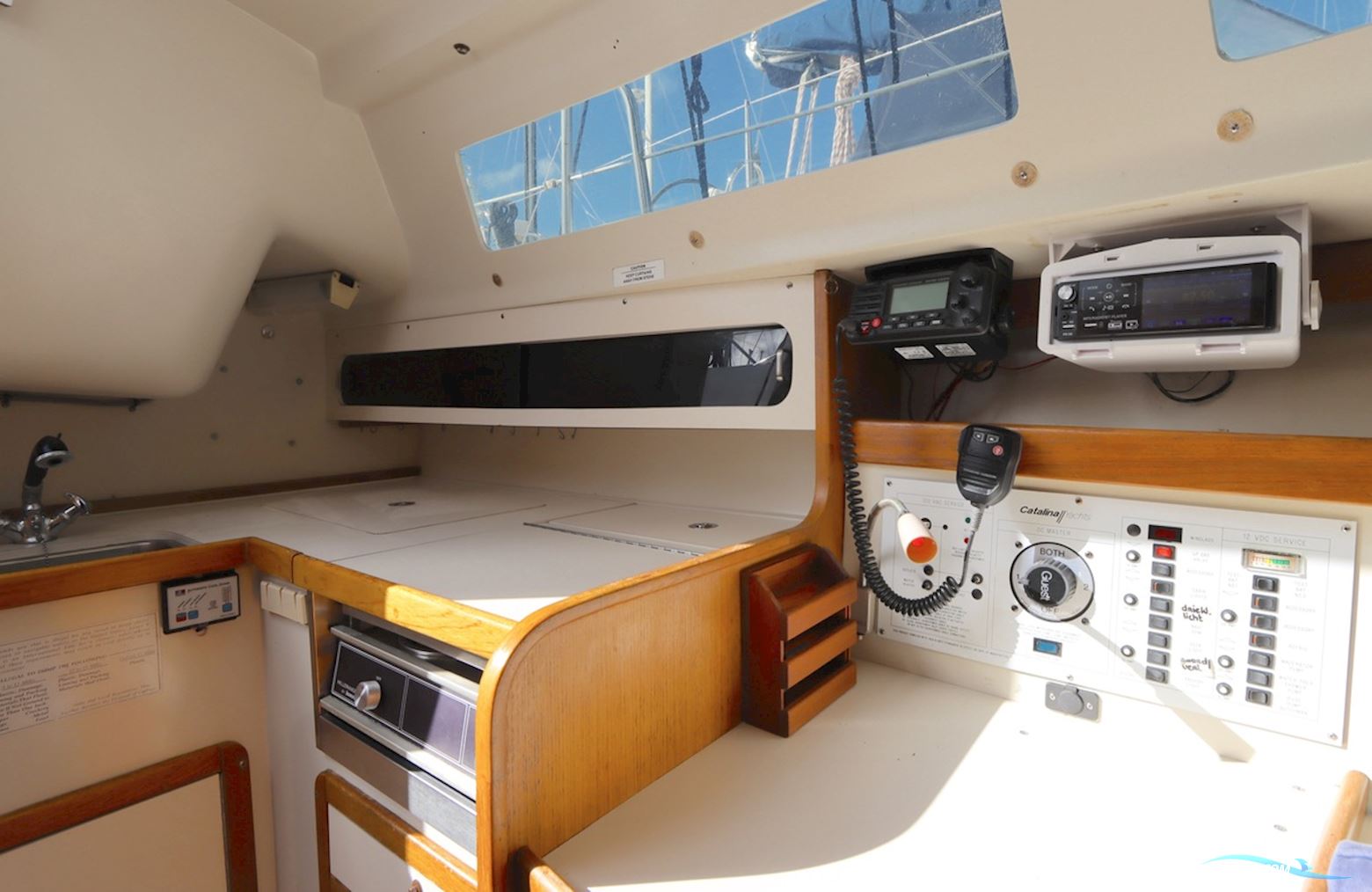 Catalina  270
