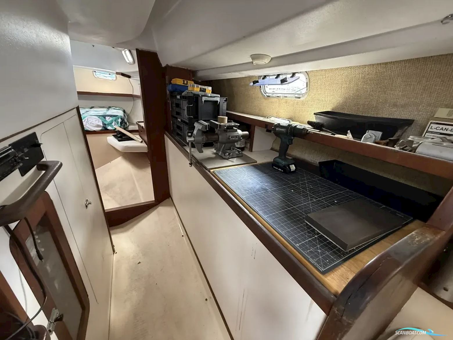 Catalina 41 Classic